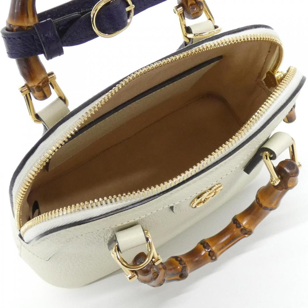 Gucci White Leather Handbag (Pre-Owned)