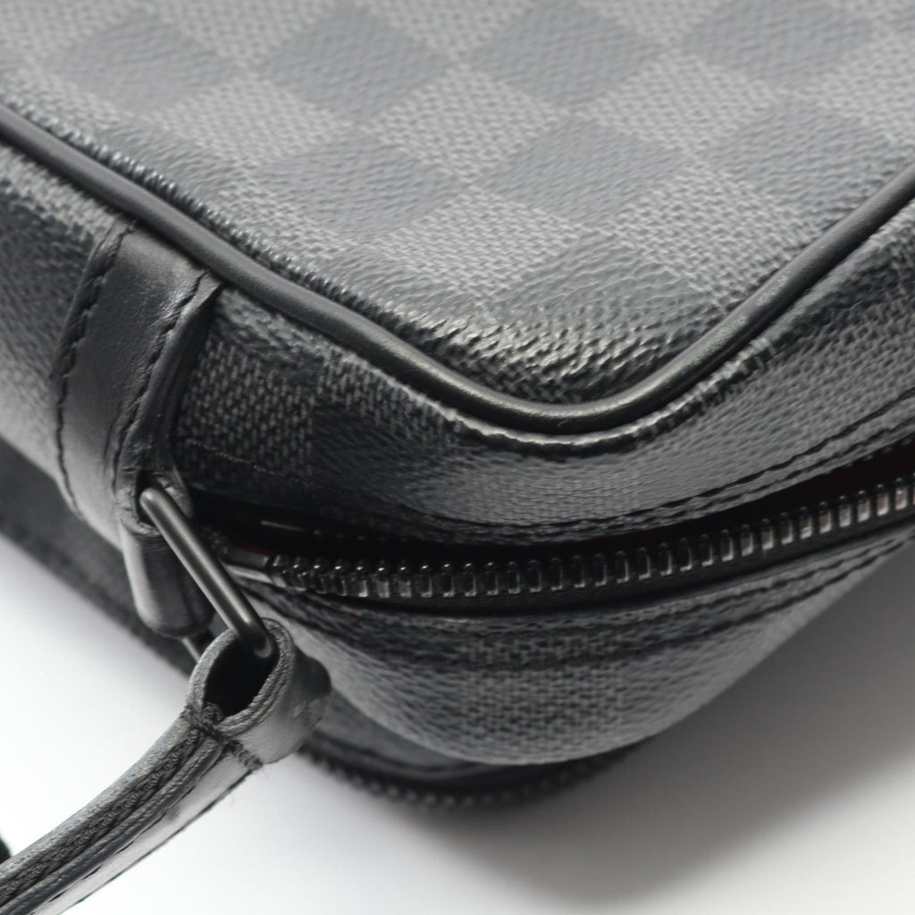 Louis Vuitton Gray Damier Graphite Leather Shoulder Bag