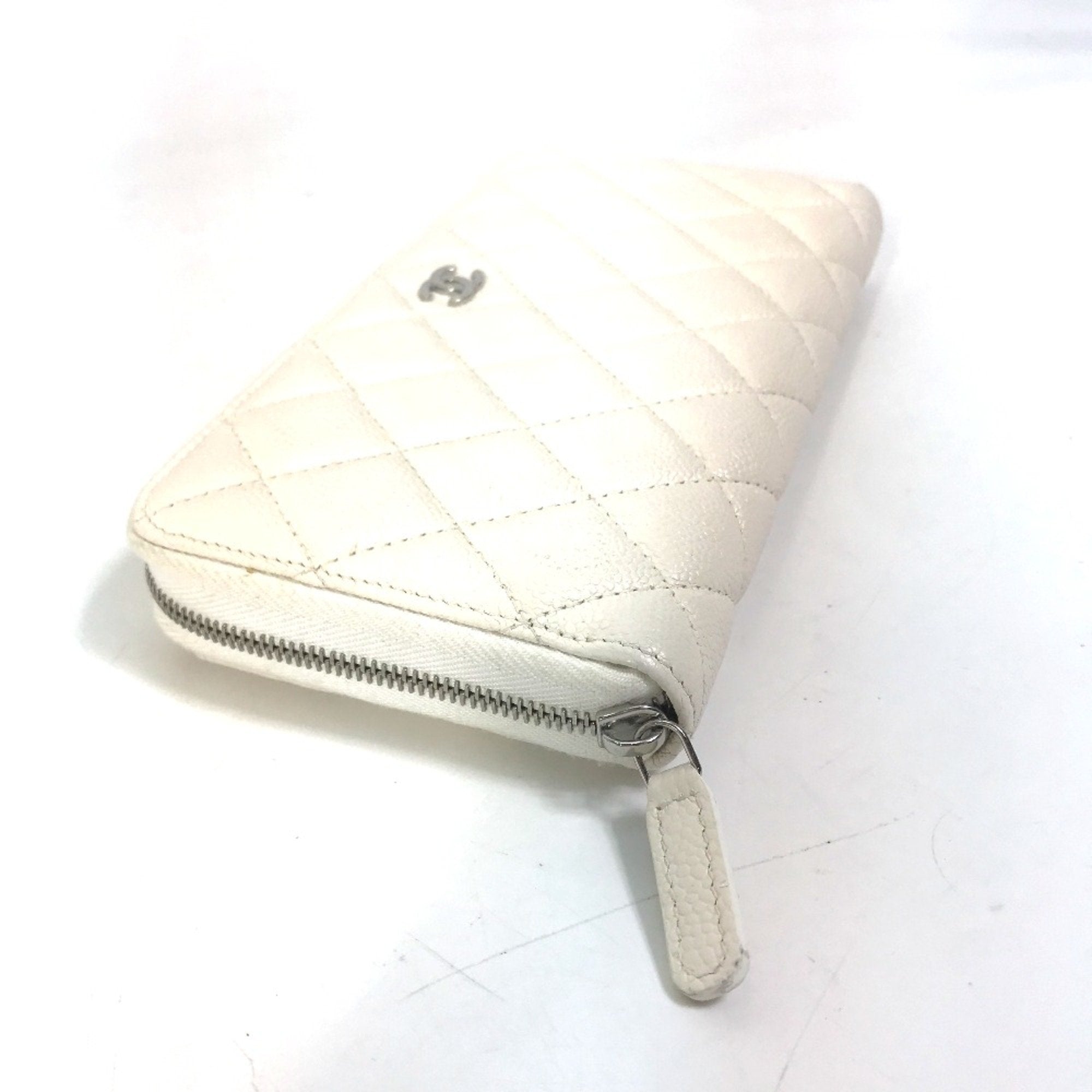 Chanel White Leather Long Wallet (Bi-Fold)