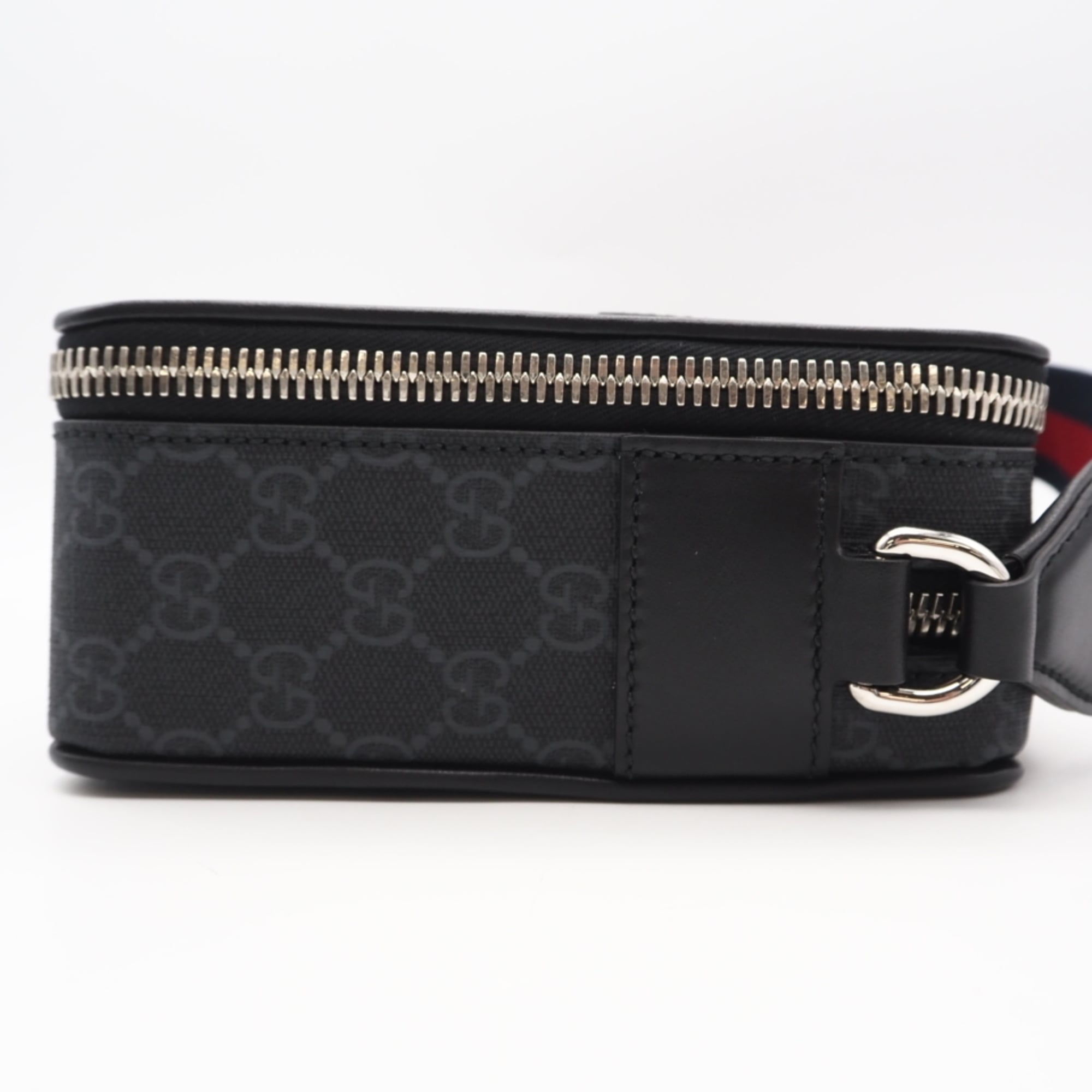 Gucci Gray Navy Red Color Gg Supreme Leather Shoulder Bag (Pre-Owned)