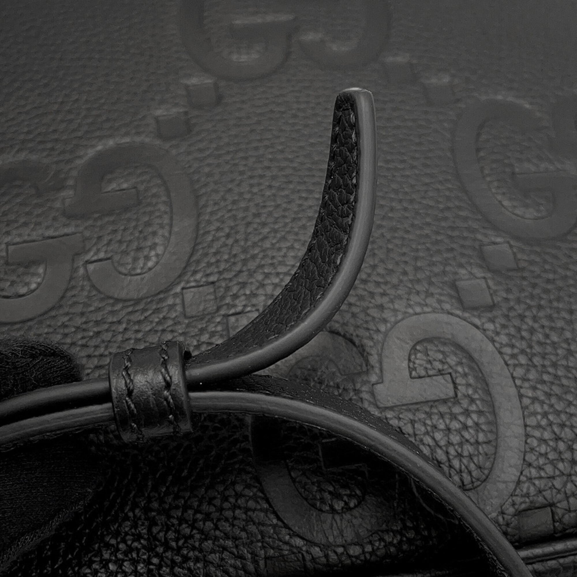 Gucci Black Leather Handbag Shoulder Bag (Pre-Owned)