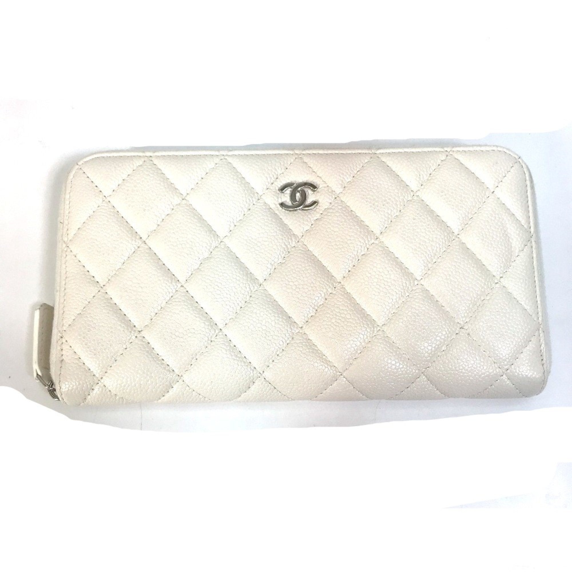 Chanel White Leather Long Wallet (Bi-Fold)
