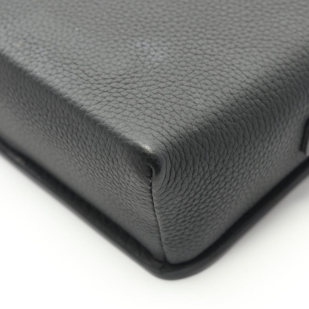 Louis Vuitton Black Leather Shoulder Bag