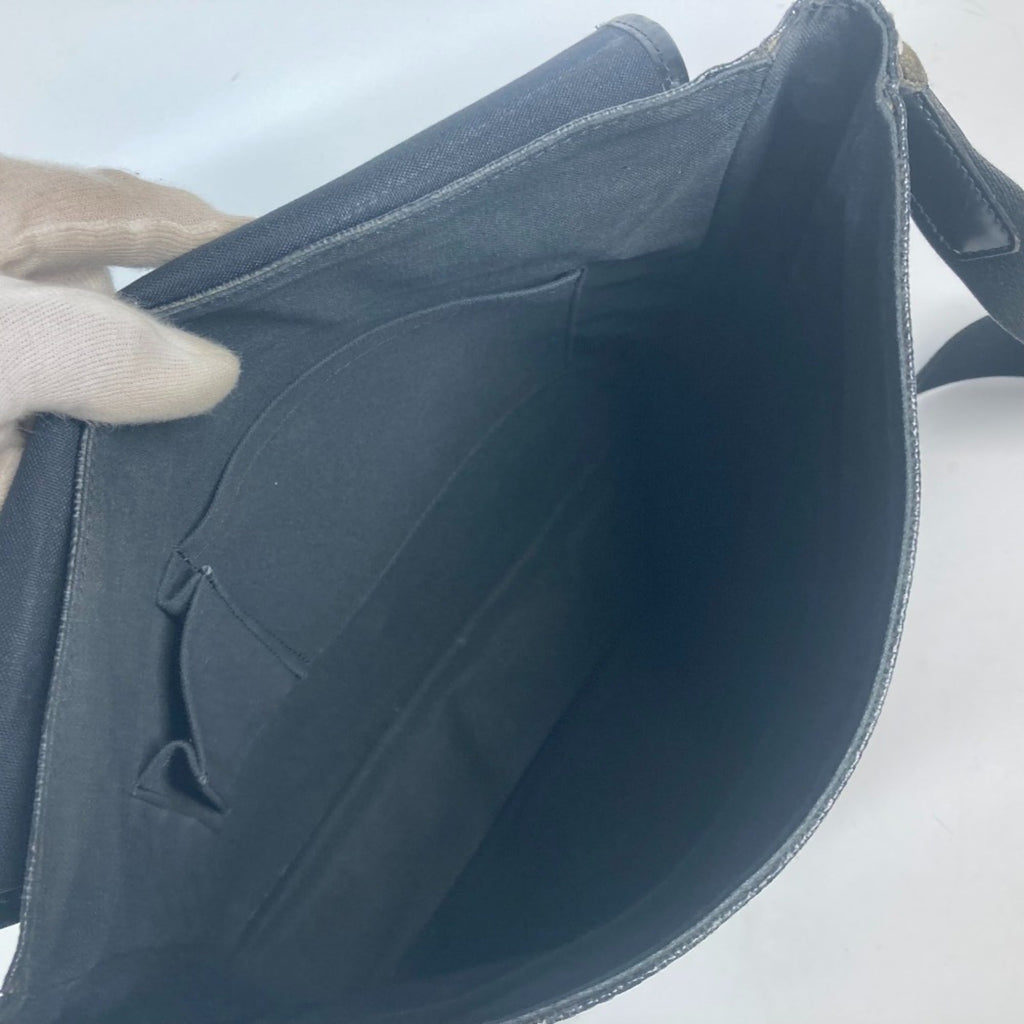 Louis Vuitton Black Damier Graphite Messenger Bag Shoulder Bag