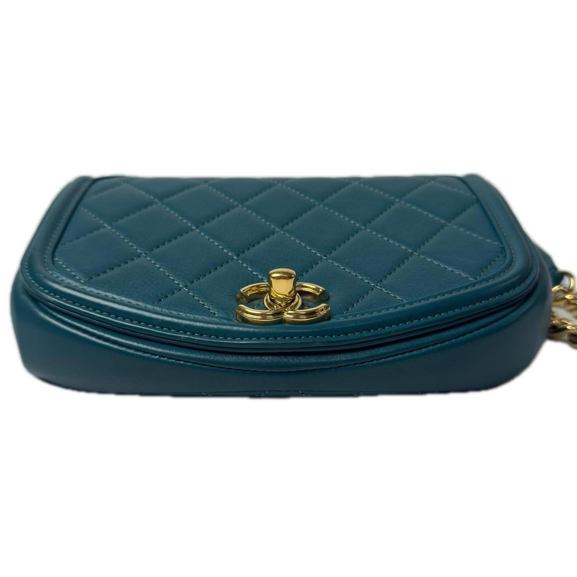 Chanel Green Leather Shoulder Bag