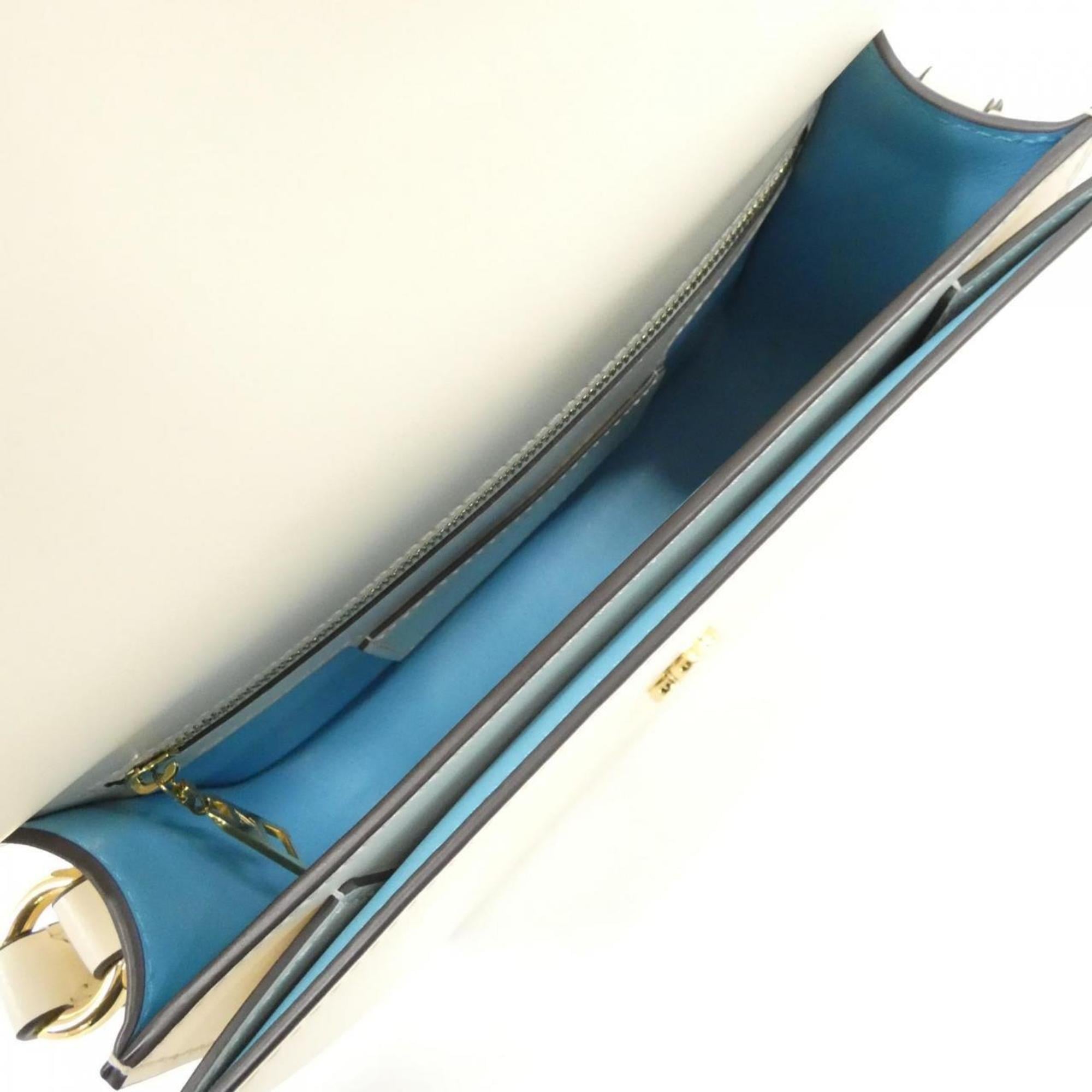 Louis Vuitton Cream Leather Shoulder Bag