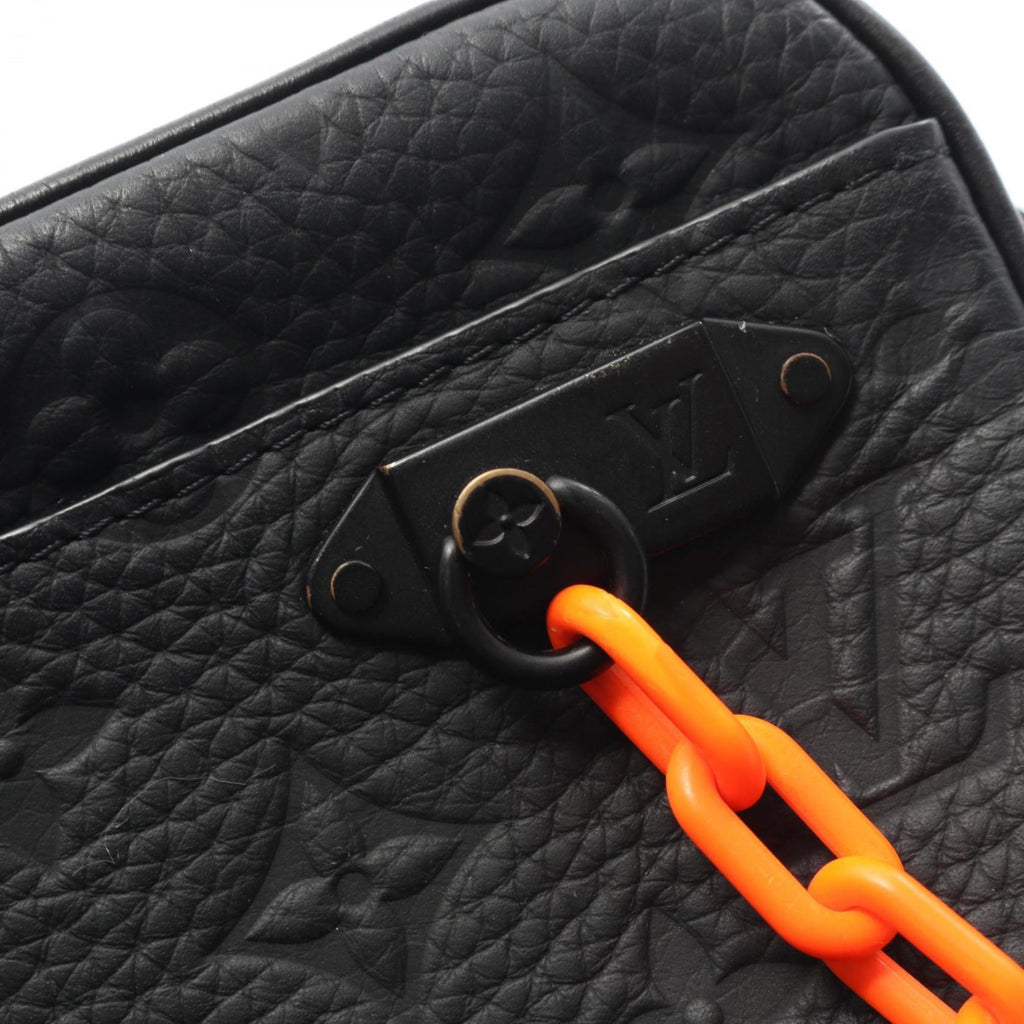 Louis Vuitton Black Noir Leather Fanny Pack Pochette