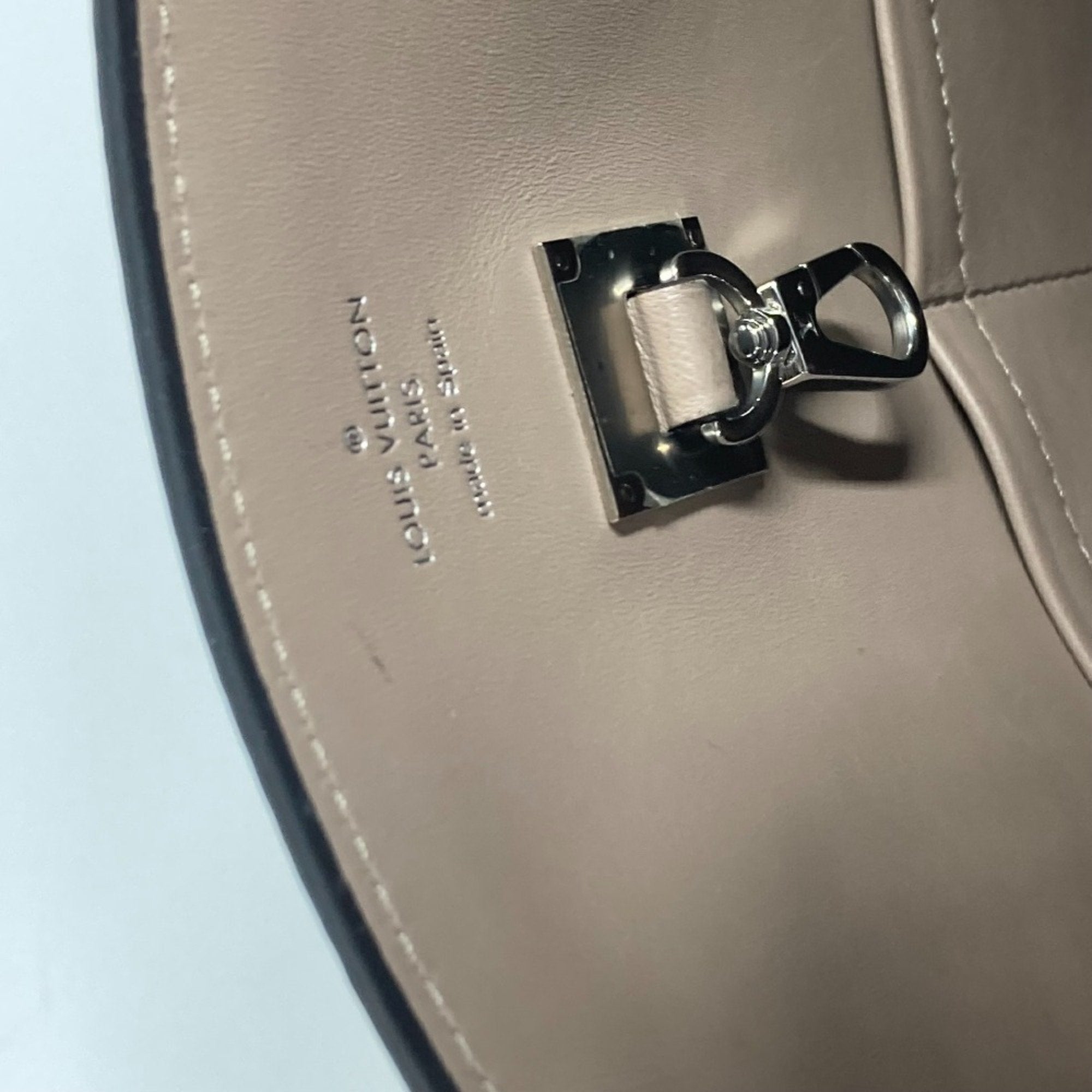 Louis Vuitton Gray Tourterelle Leather Handbag Shoulder Bag Tote Bag