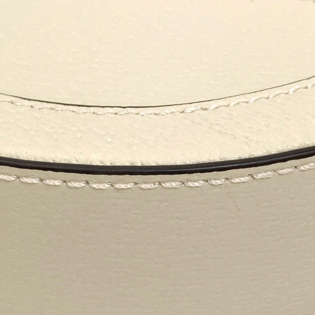Gucci White Leather Shoulder Bag (Pre-Owned)
