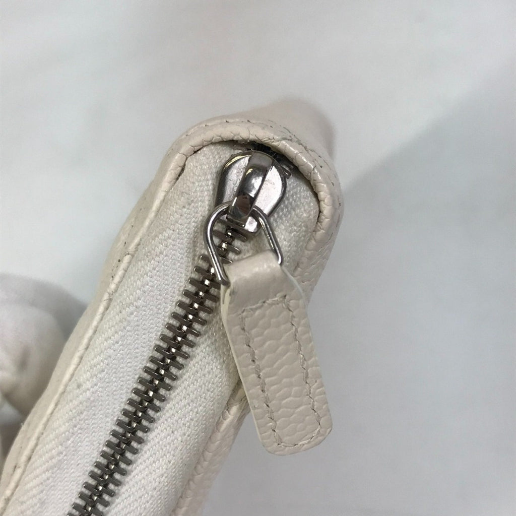 Chanel White Leather Long Wallet (Bi-Fold)