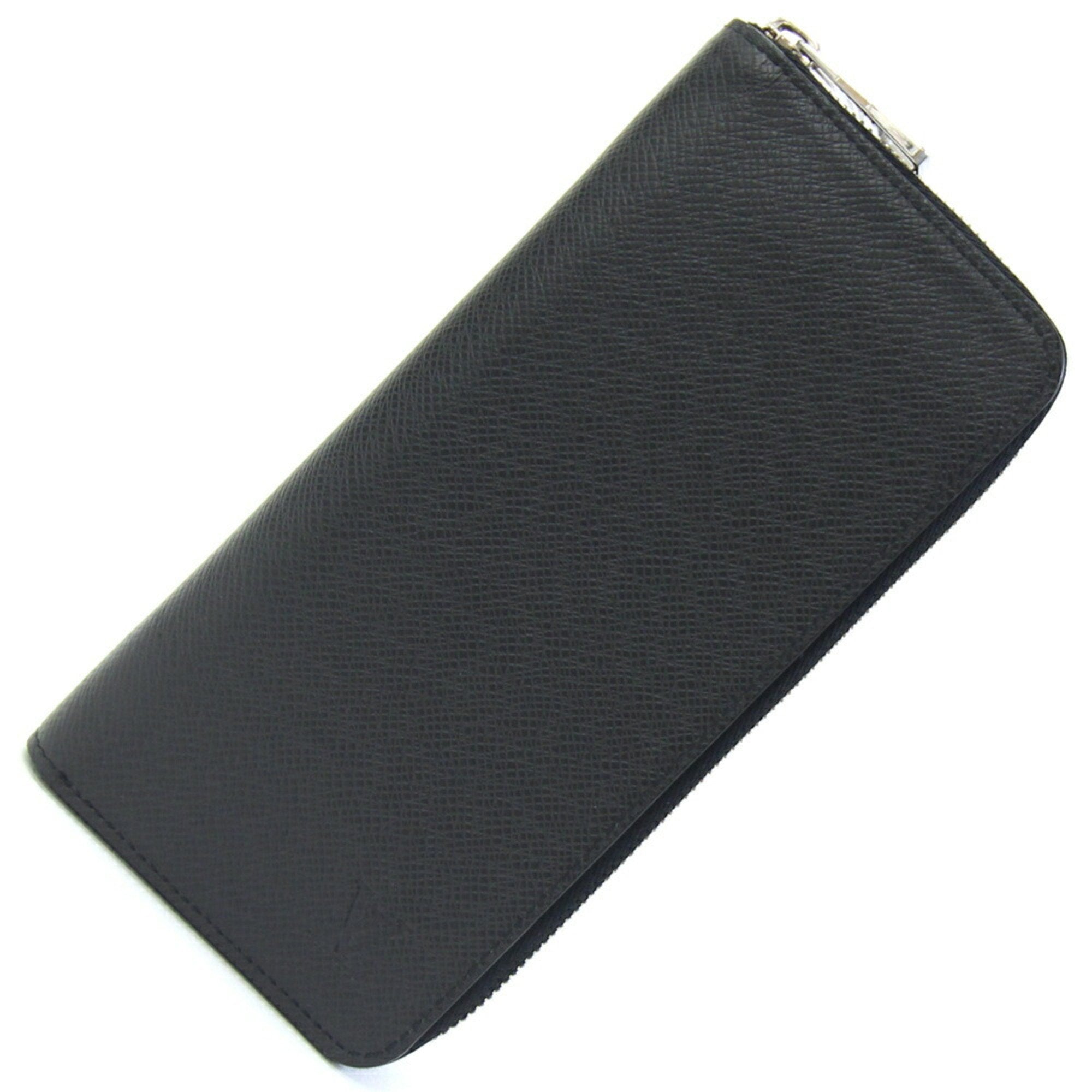 Louis Vuitton Black Noir Taiga Leather Leather Long Wallet