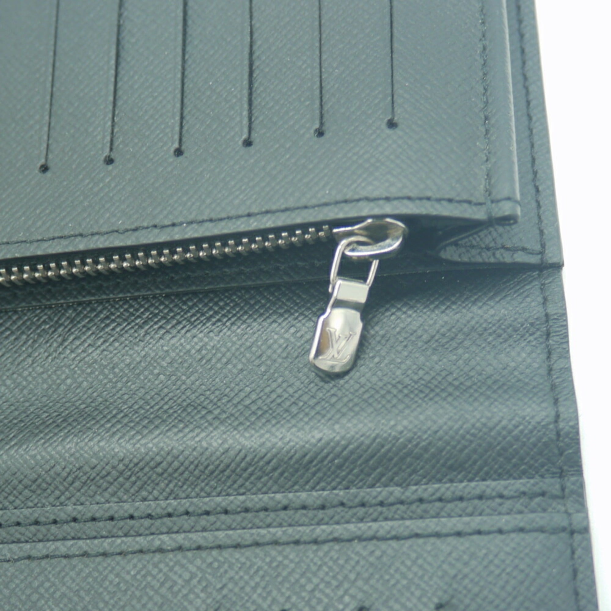 Louis Vuitton Noir Taiga Leather Long Wallet