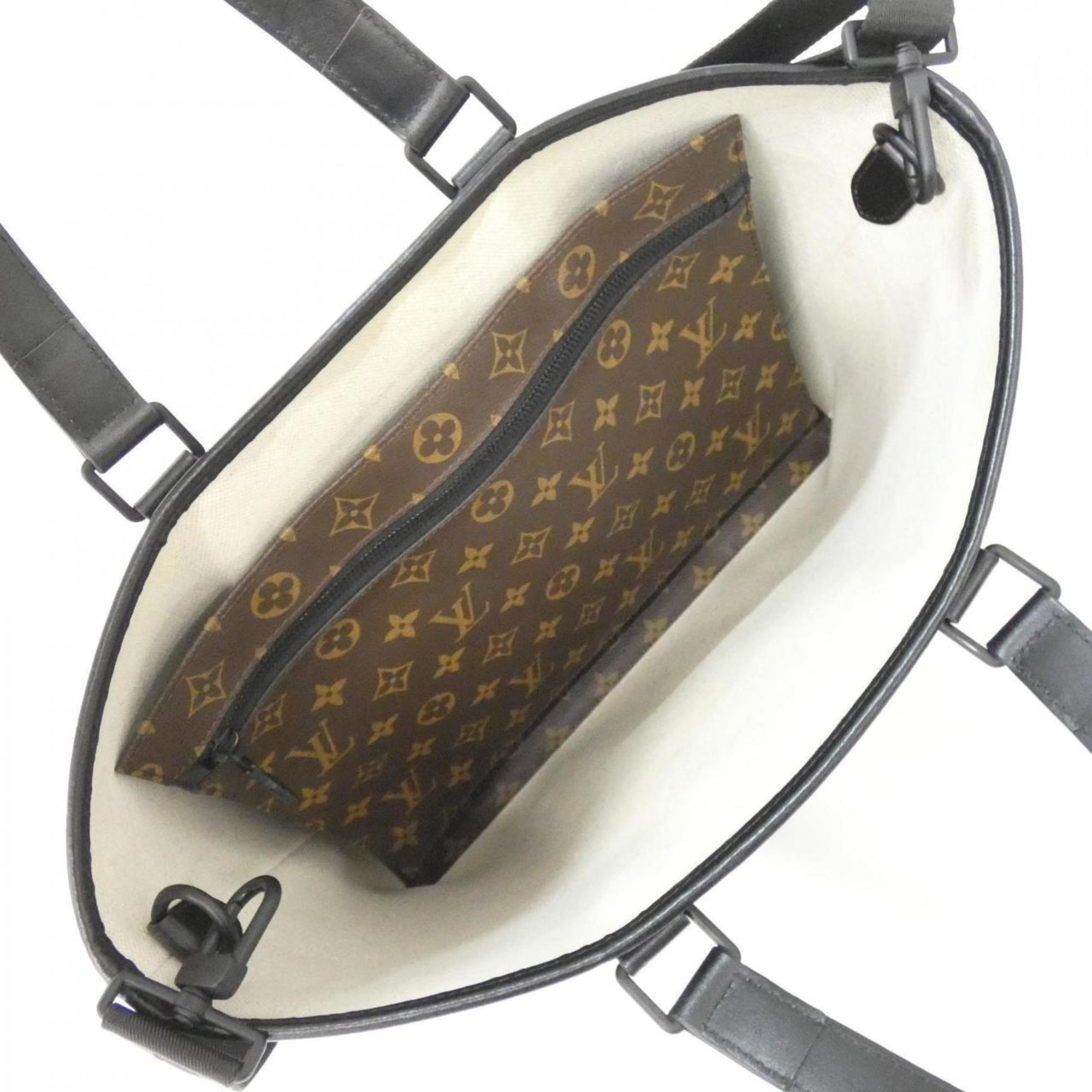 Louis Vuitton Marron Coated Canvas Handbag Pouch