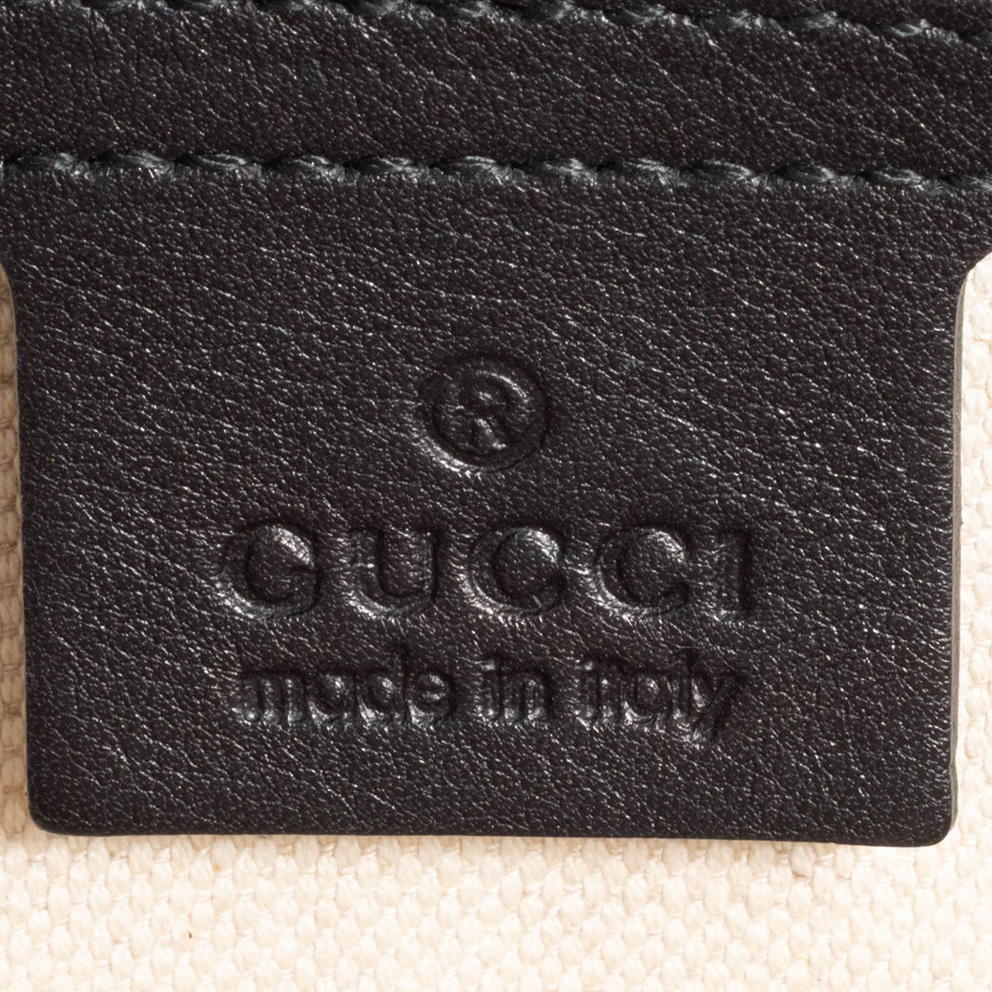 Gucci Black Patent Leather Handbag (Pre-Owned)