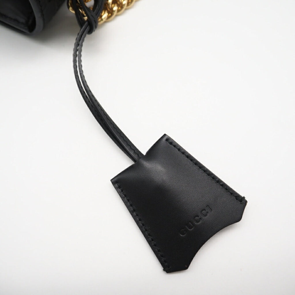 Gucci Black Leather Shoulder Bag (Pre-Owned)