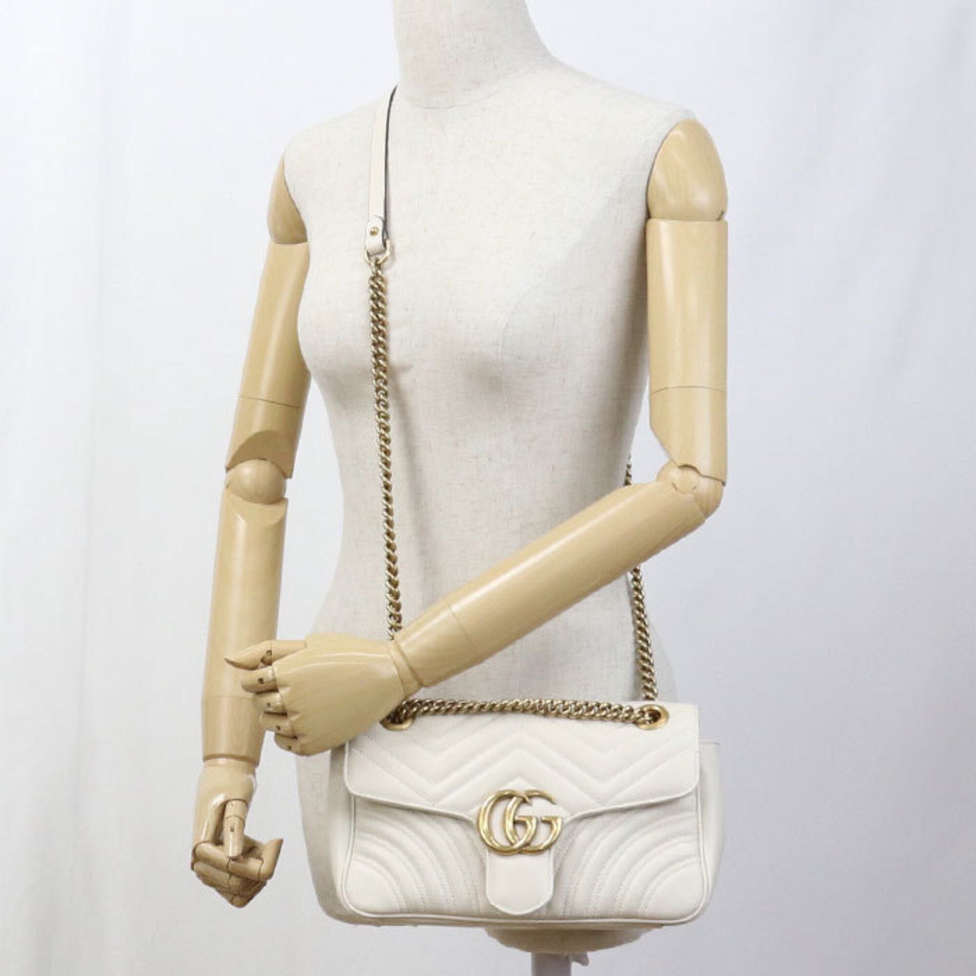 Gucci White Leather Shoulder Bag (Pre-Owned)