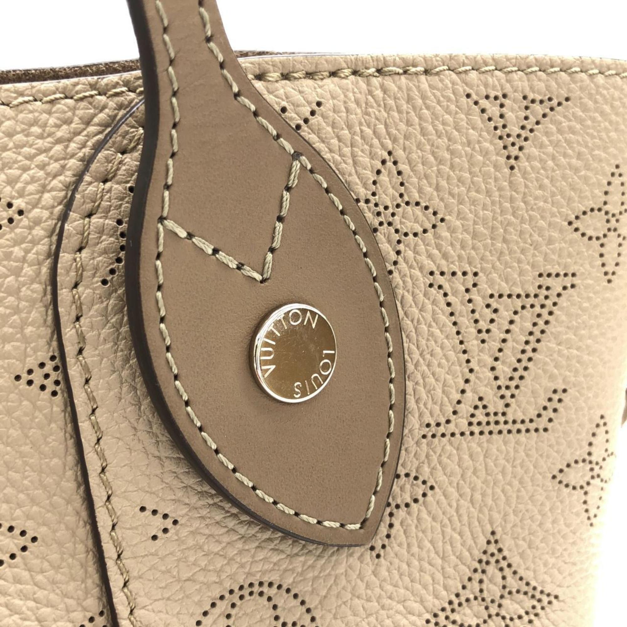 Louis Vuitton Galle Leather Handbag