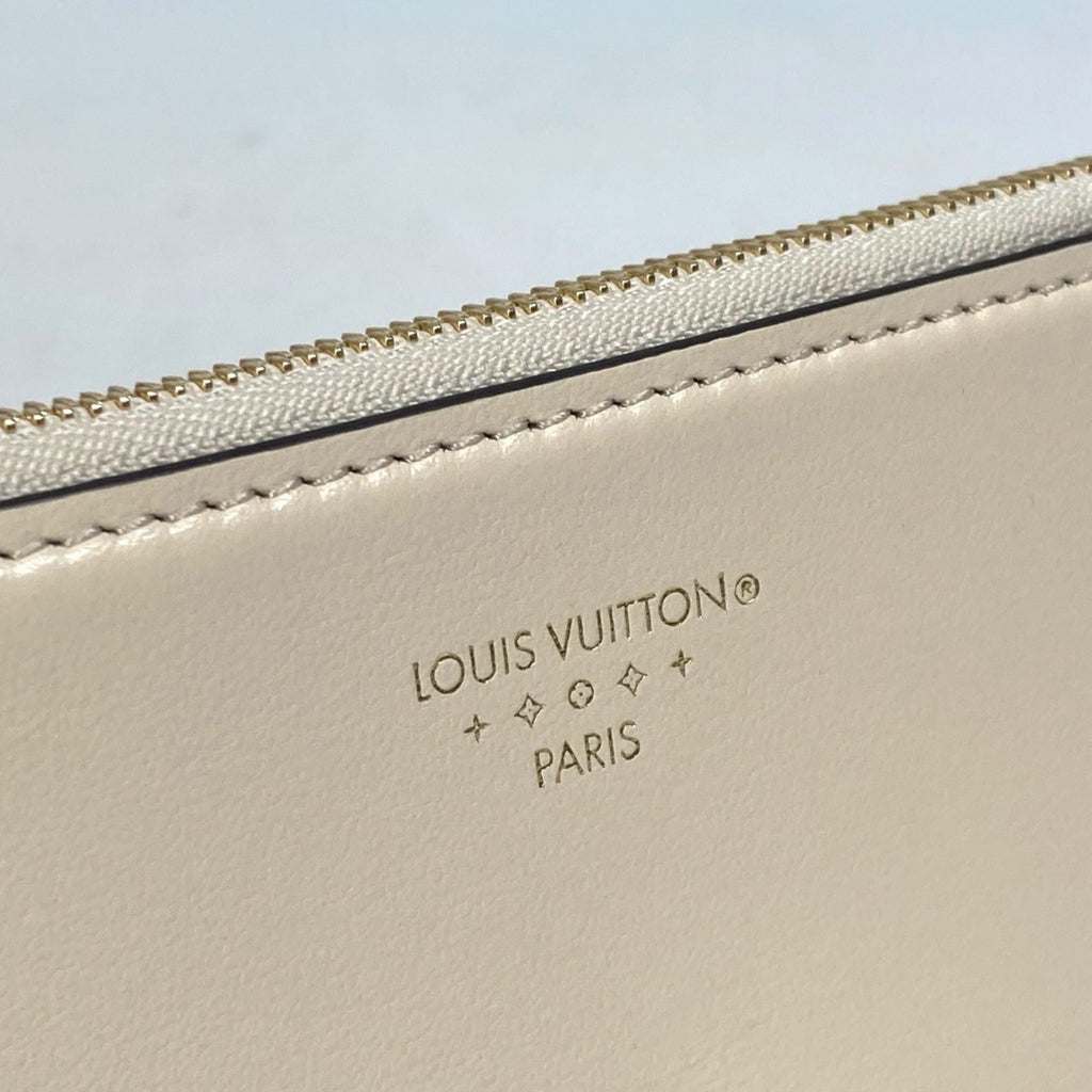 Louis Vuitton White Leather Wallet (Tri-Fold)