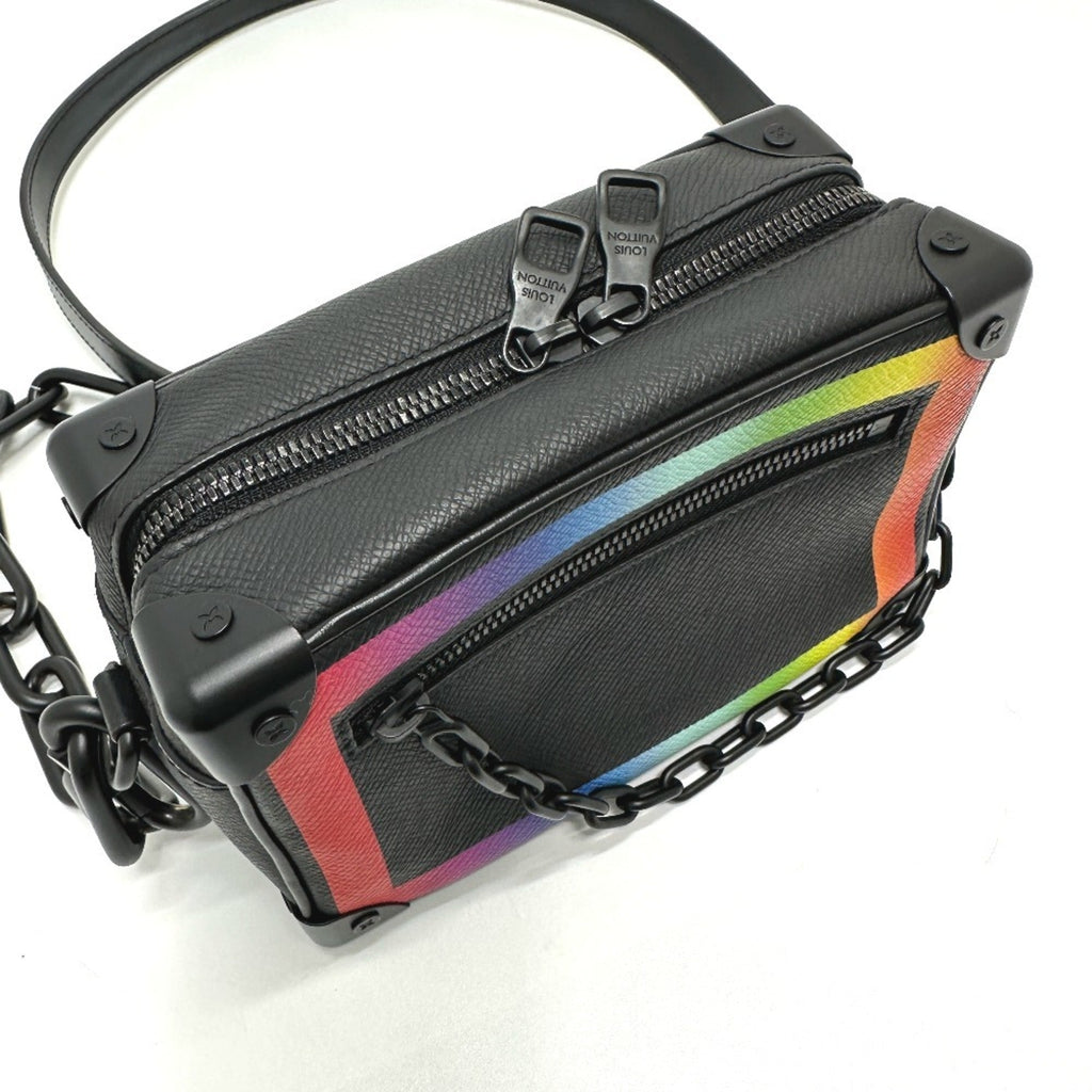 Louis Vuitton Taiga Black Taiga Leather Shoulder Bag