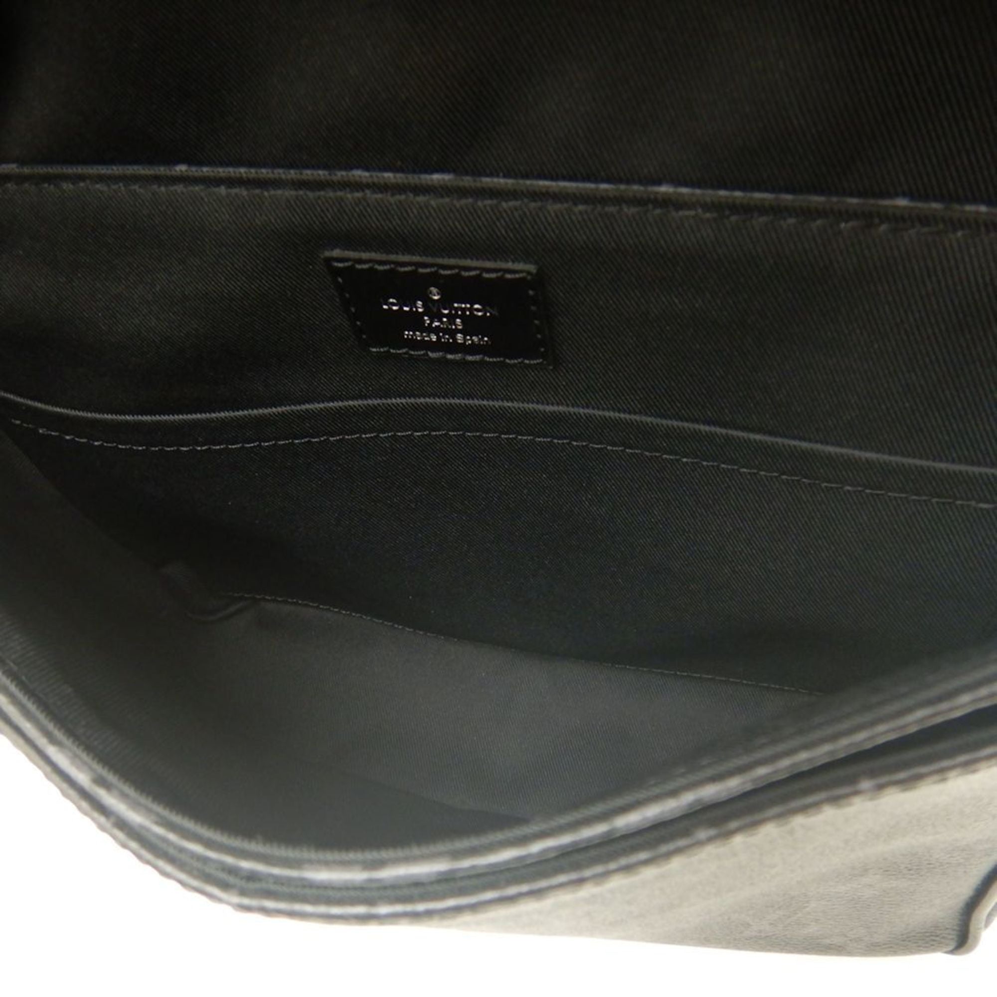 Louis Vuitton Black Monogram Eclipse Noir Monogram Eclipse Shoulder Bag