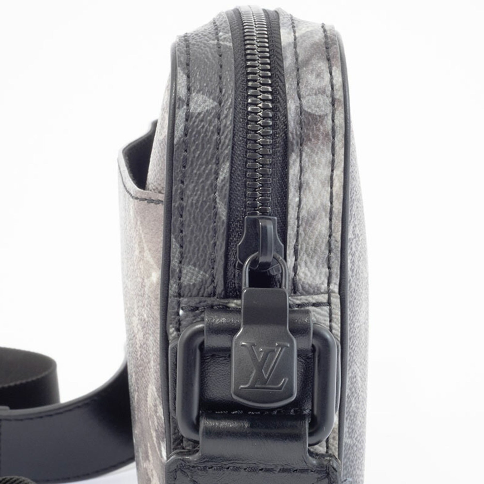 Louis Vuitton Canvas Shoulder Bag