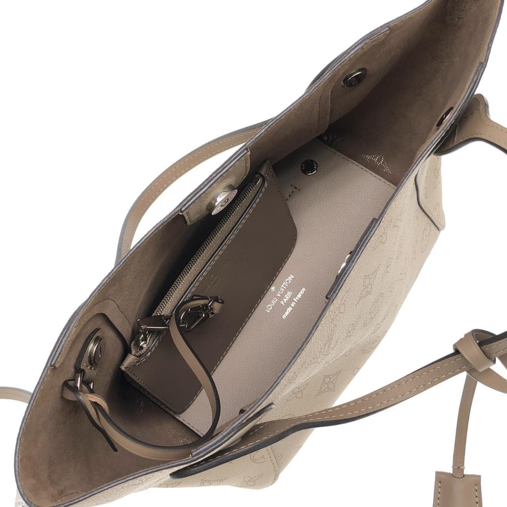 Louis Vuitton Galle Leather Handbag