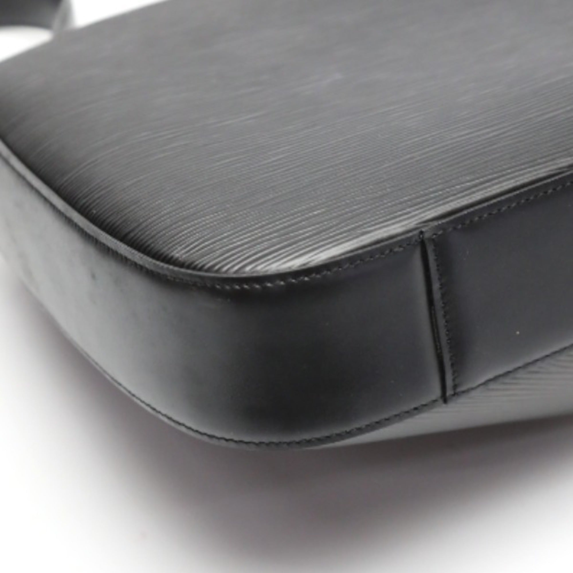 Louis Vuitton Black Noir Epi Leather Handbag