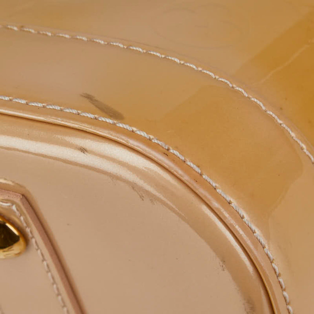 Louis Vuitton Beige Poodle Monogram Vernis Handbag