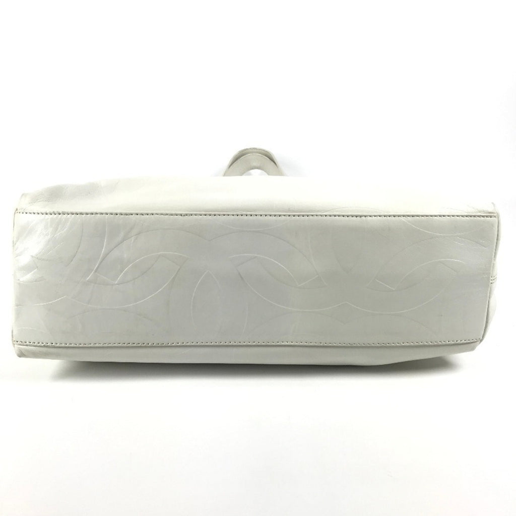 Chanel White Leather Shoulder Bag Tote Bag