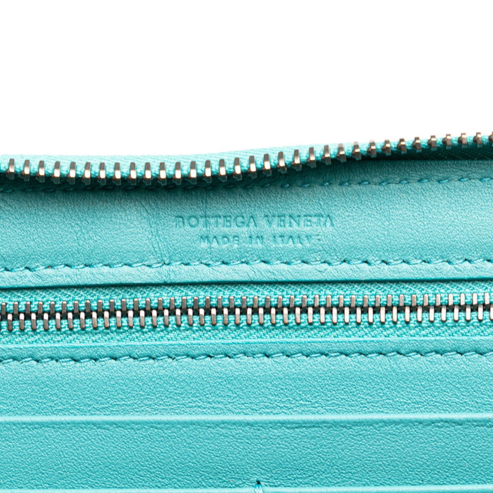 Bottega Veneta Emerald Green Leather Long Wallet (Bi-Fold)