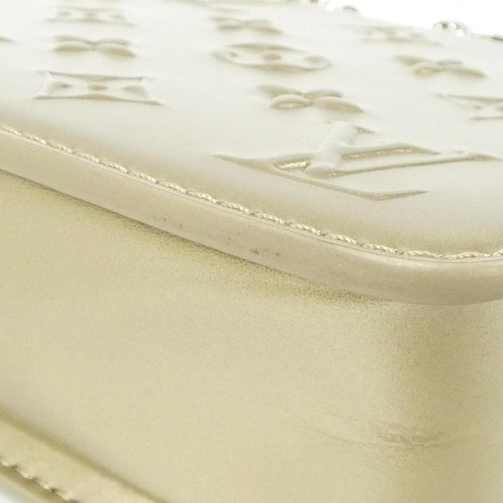 Louis Vuitton Gold Leather Pochette Shoulder Bag