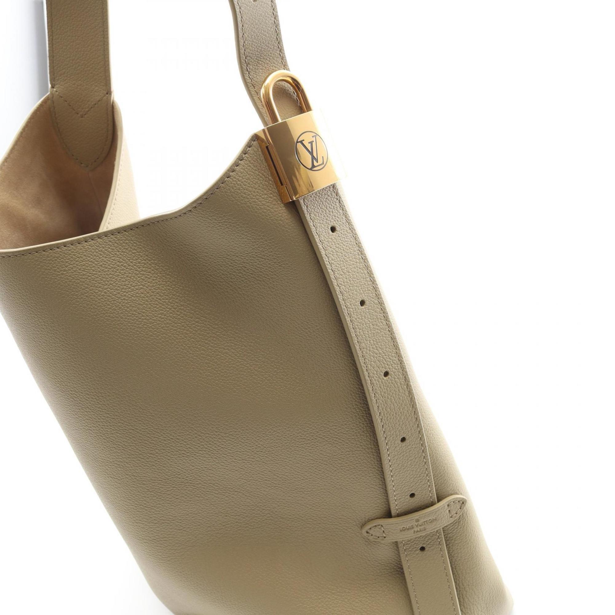 Louis Vuitton Beige Leather Shoulder Bag