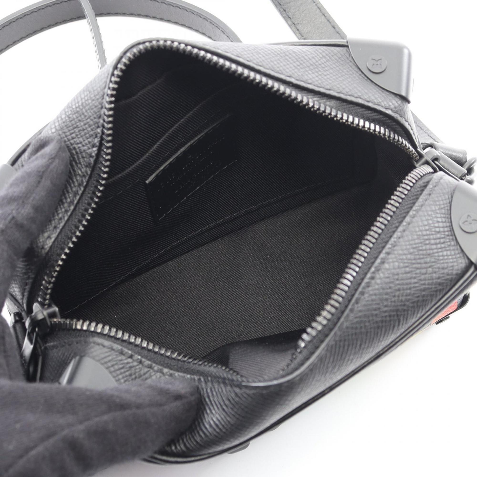 Louis Vuitton Black Multi-Color Taiga Leather Handbag Shoulder Bag