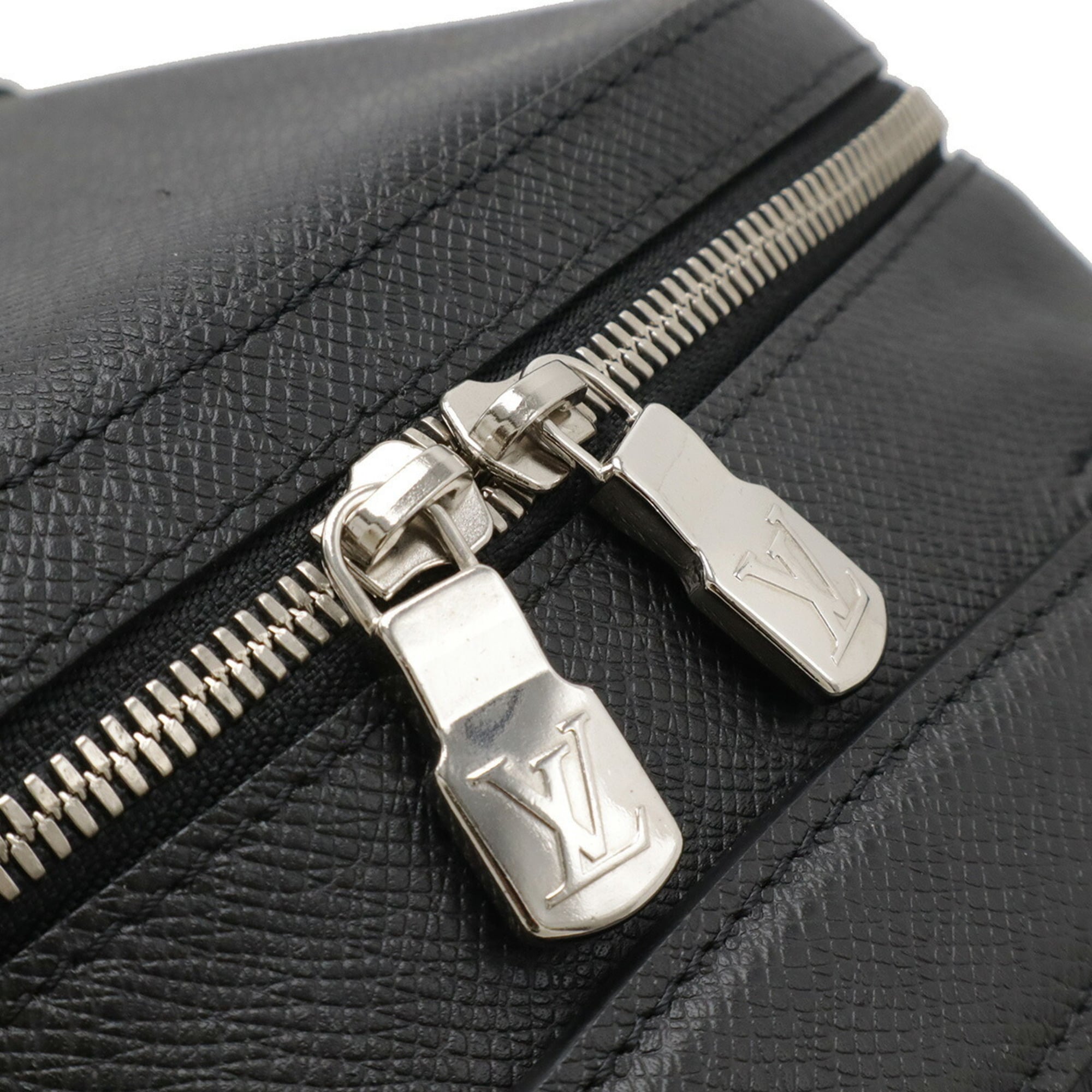 Louis Vuitton Taiga Ardoise Taiga Leather Backpack