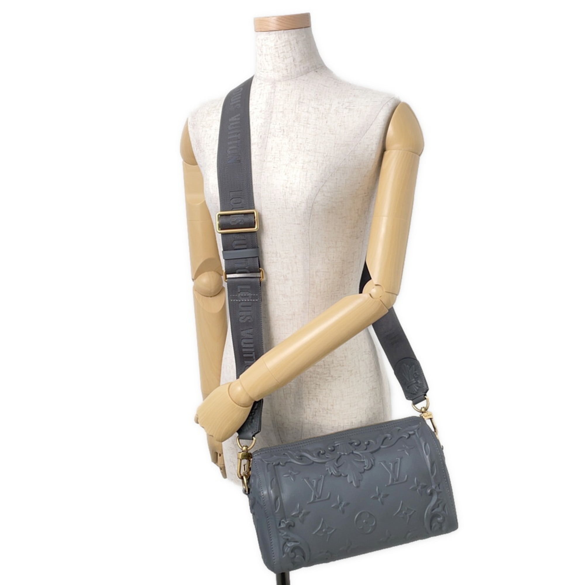 Louis Vuitton Monogram Monogram Leather Shoulder Bag