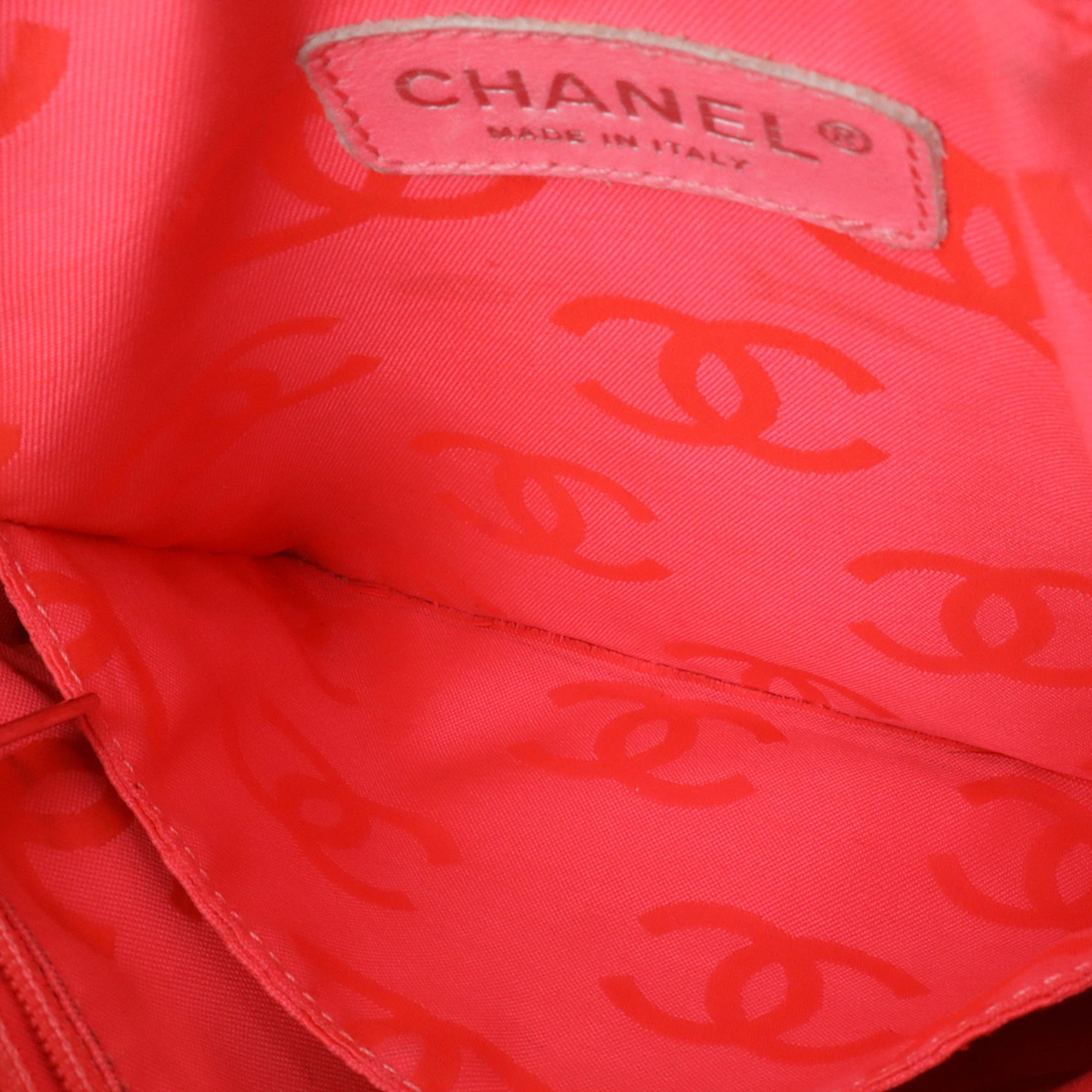 Chanel Black White Leather Shoulder Bag