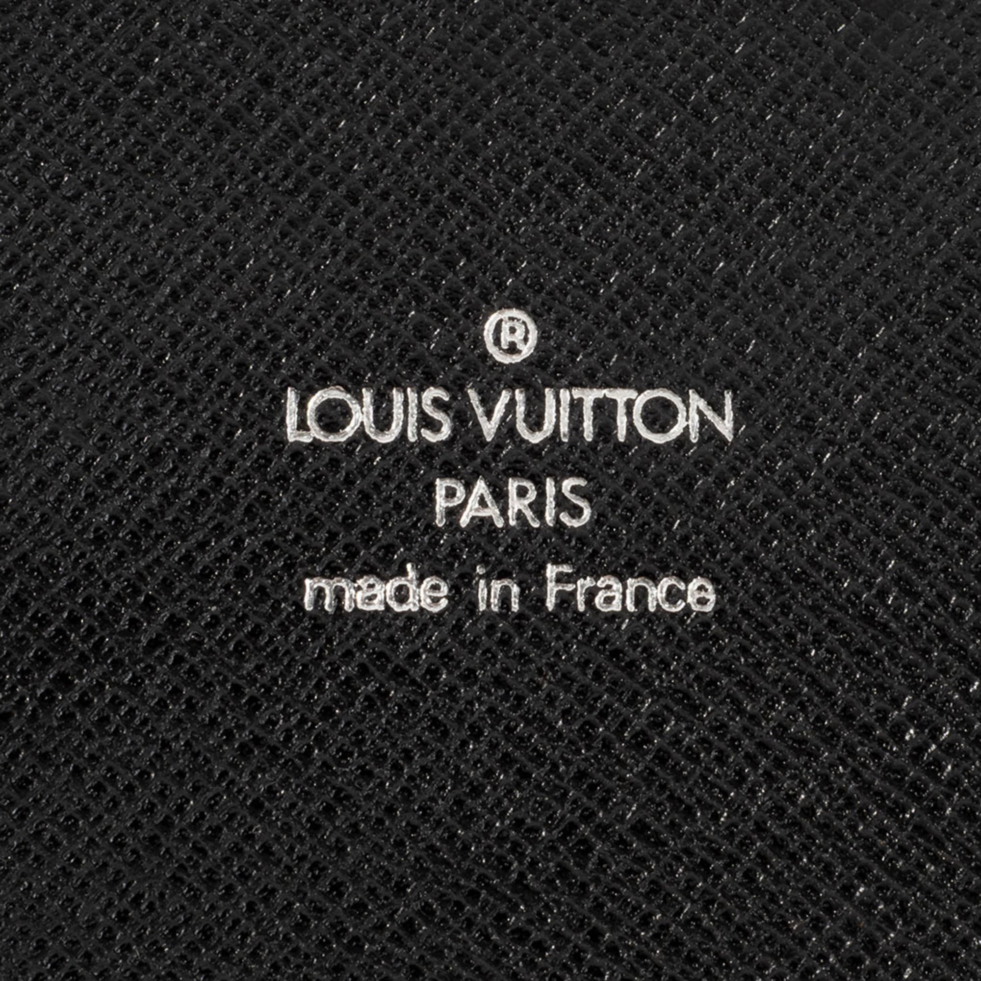 Louis Vuitton Black Taiga Leather Leather Long Bill Wallet