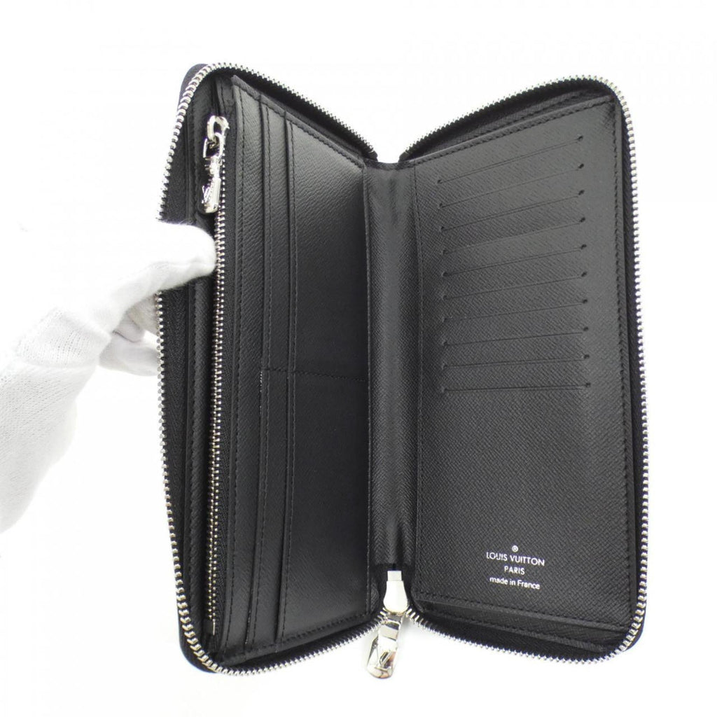 Louis Vuitton Black Taiga Leather Long Wallet