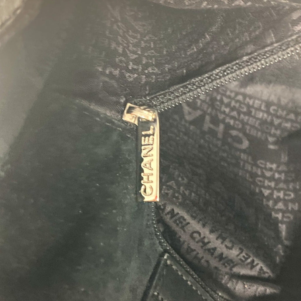 Chanel Black White Leather Shoulder Bag