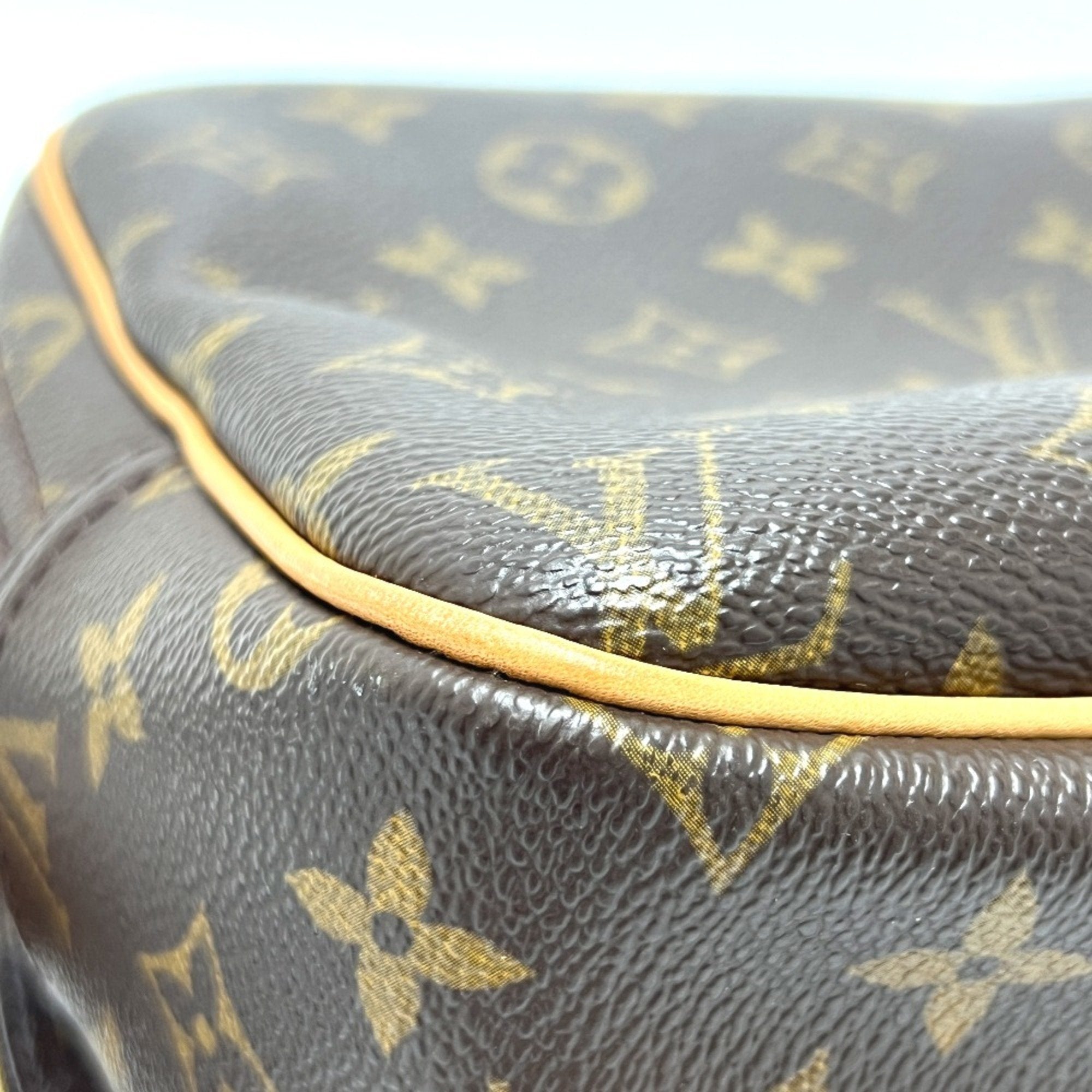 Louis Vuitton Brown Monogram Monogram Shoulder Bag