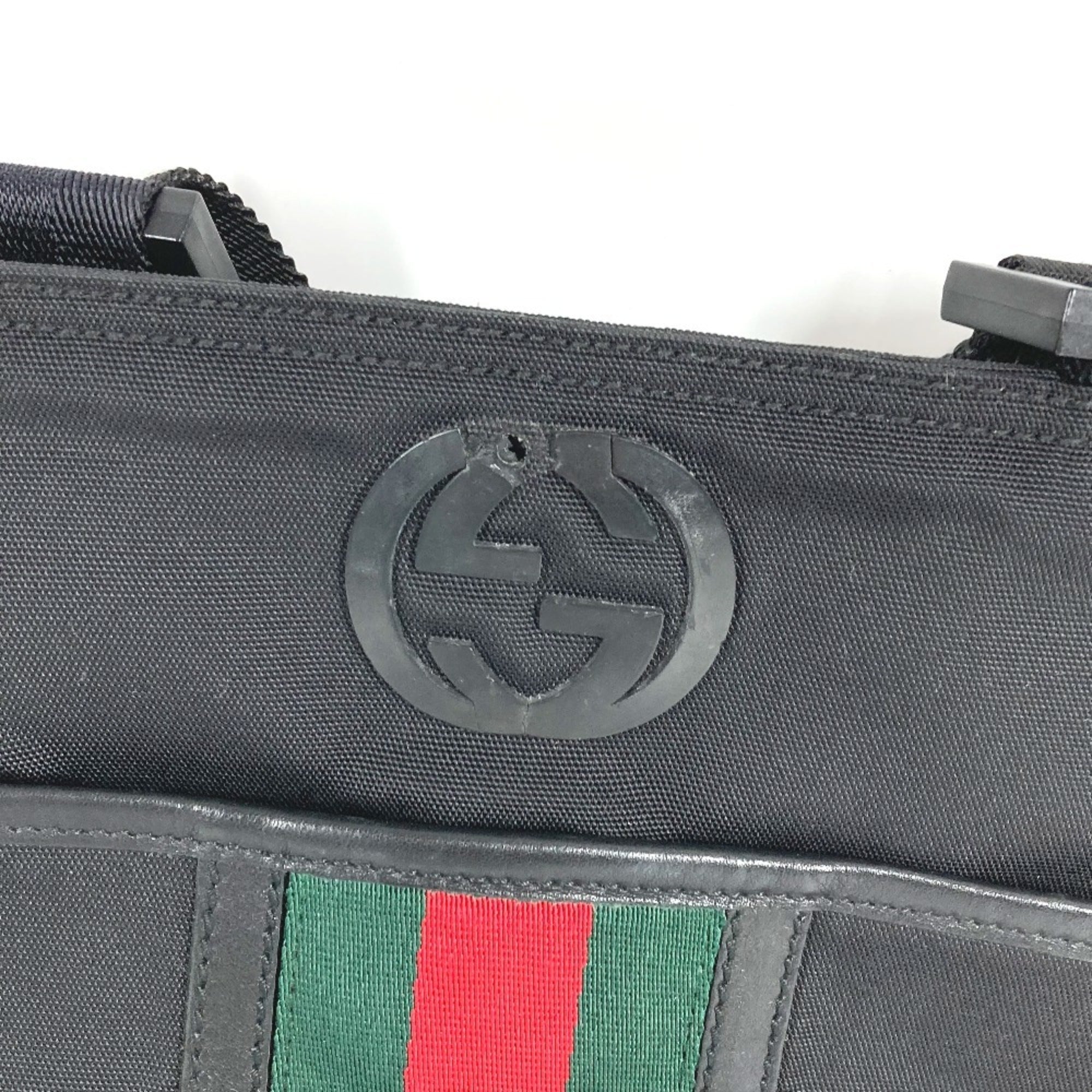 Gucci Black Pochette Shoulder Bag (Pre-Owned)