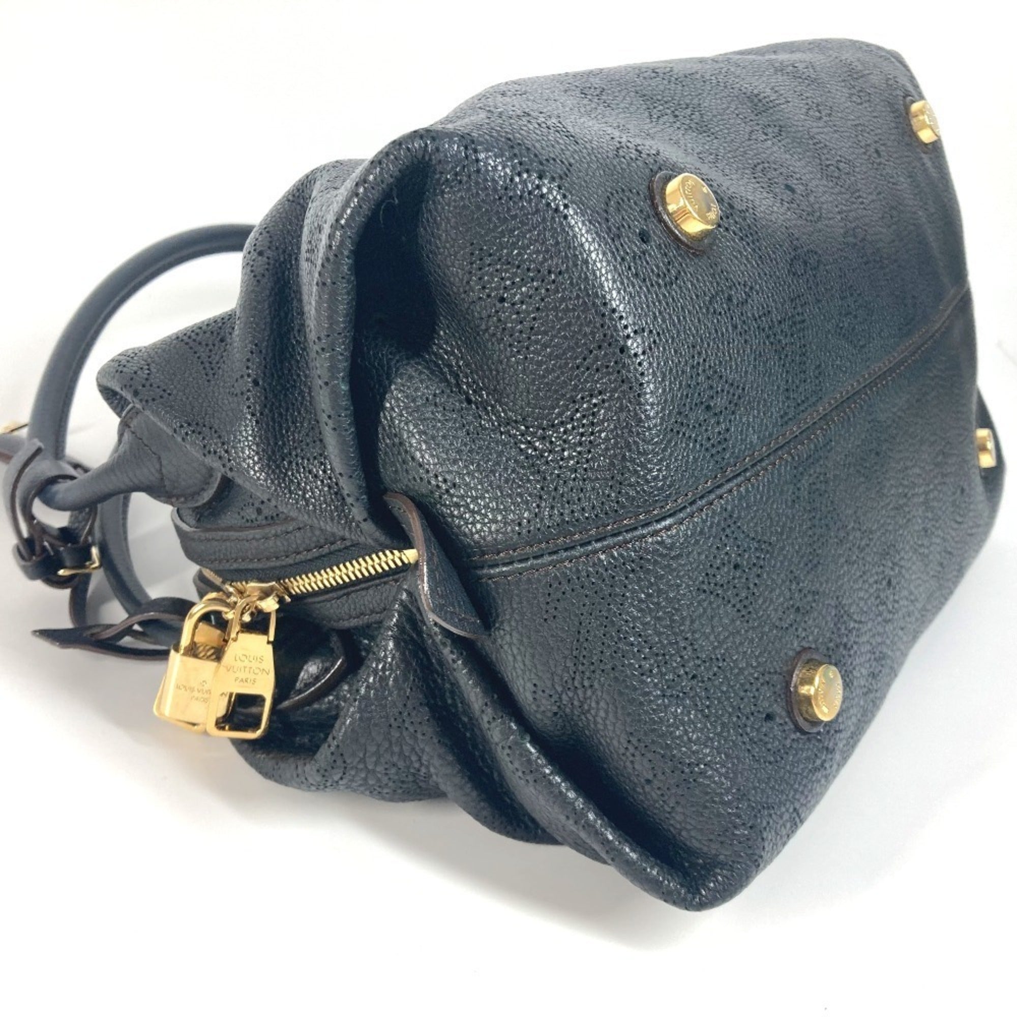 Louis Vuitton Mahina Black Noir Mahina Leather Shoulder Bag
