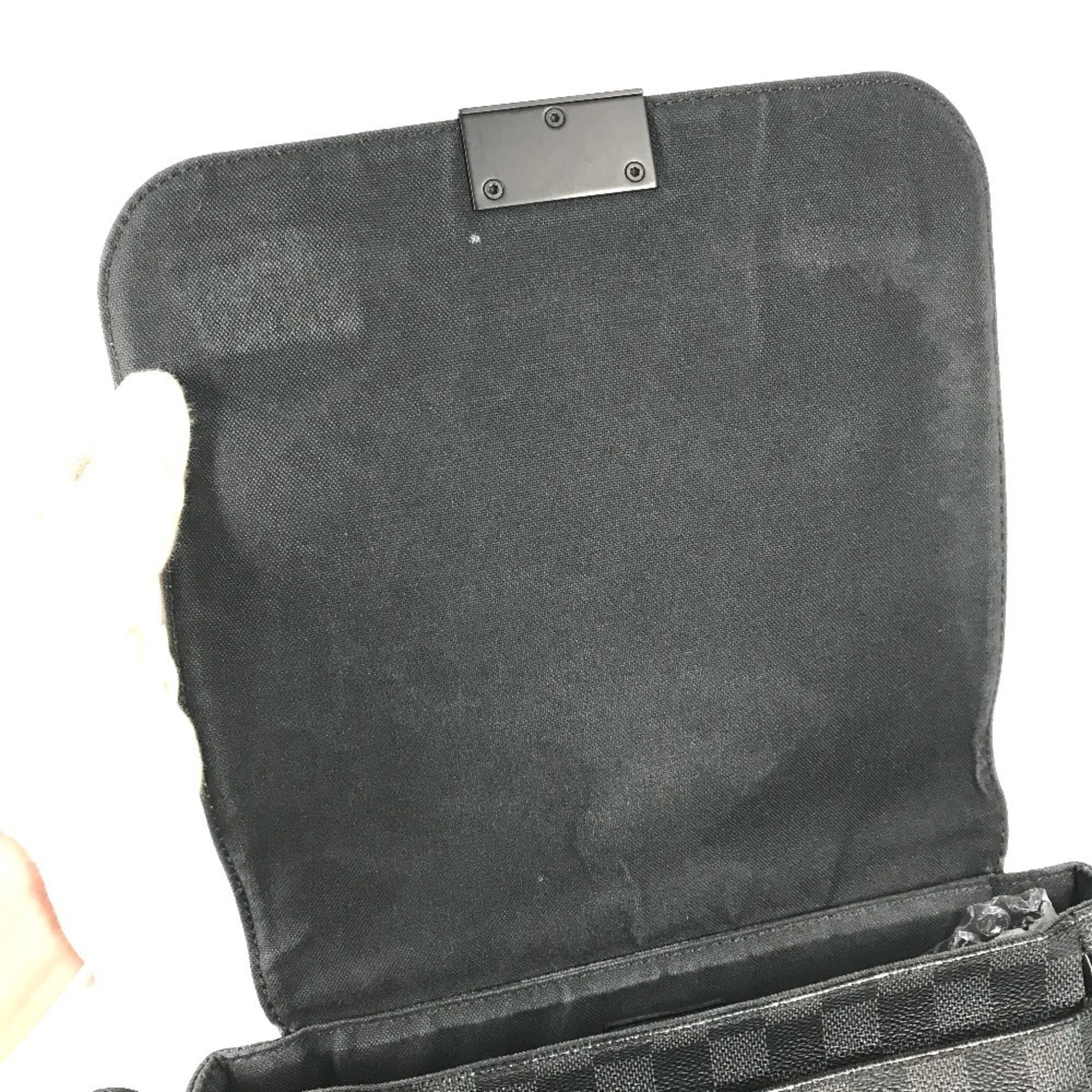 Louis Vuitton Black Damier Graphite Messenger Bag Shoulder Bag