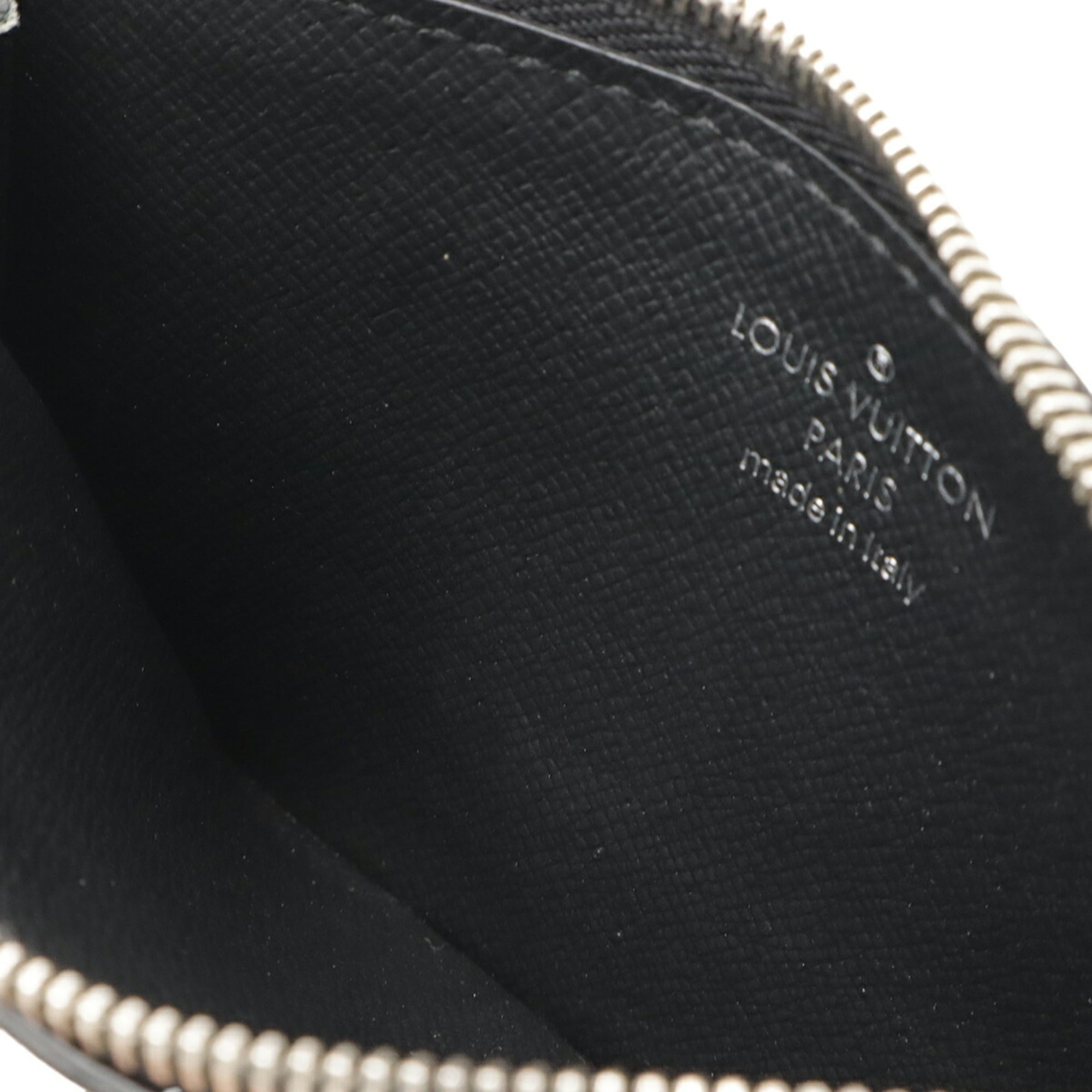Louis Vuitton Noir Taiga Leather Monogram Eclipse Coin Purse/Coin Case