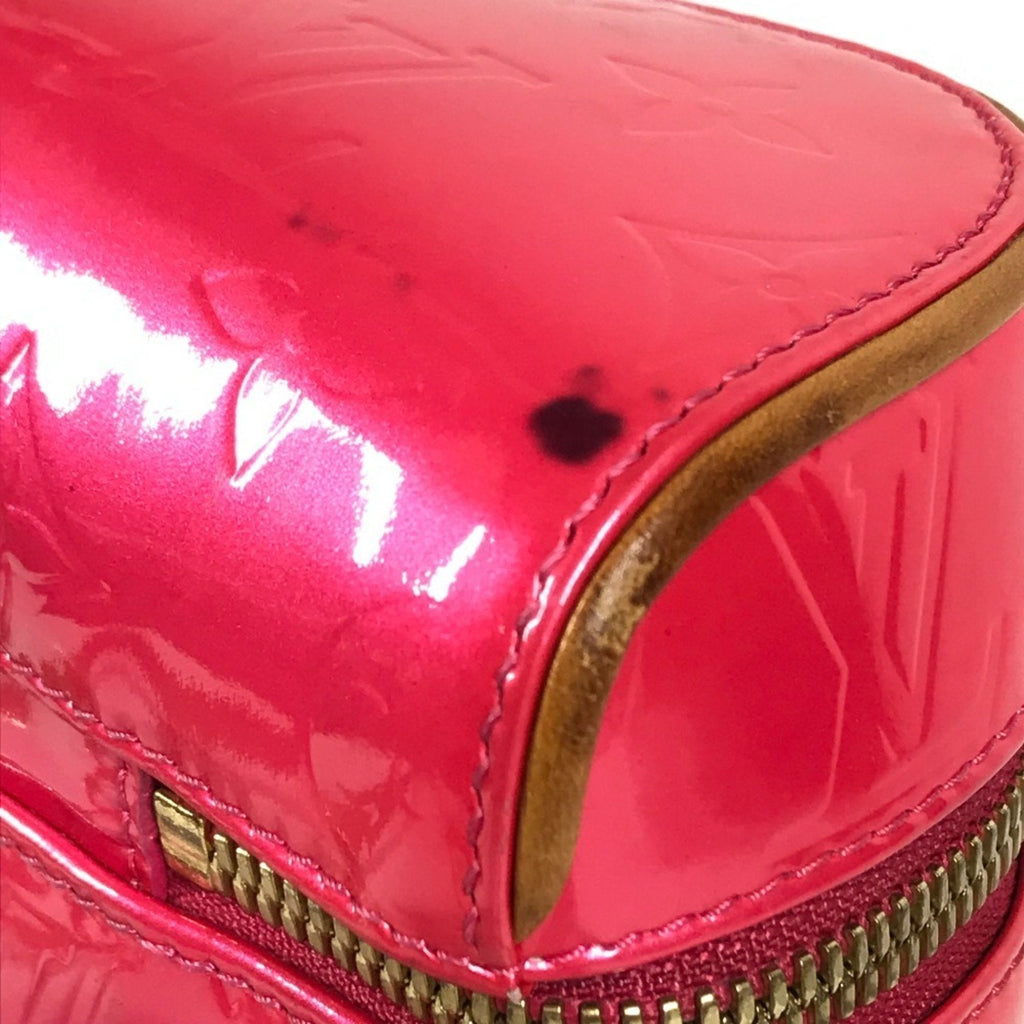 Louis Vuitton Fuchsia Pink Pink Monogram Vernis Pochette Shoulder Bag
