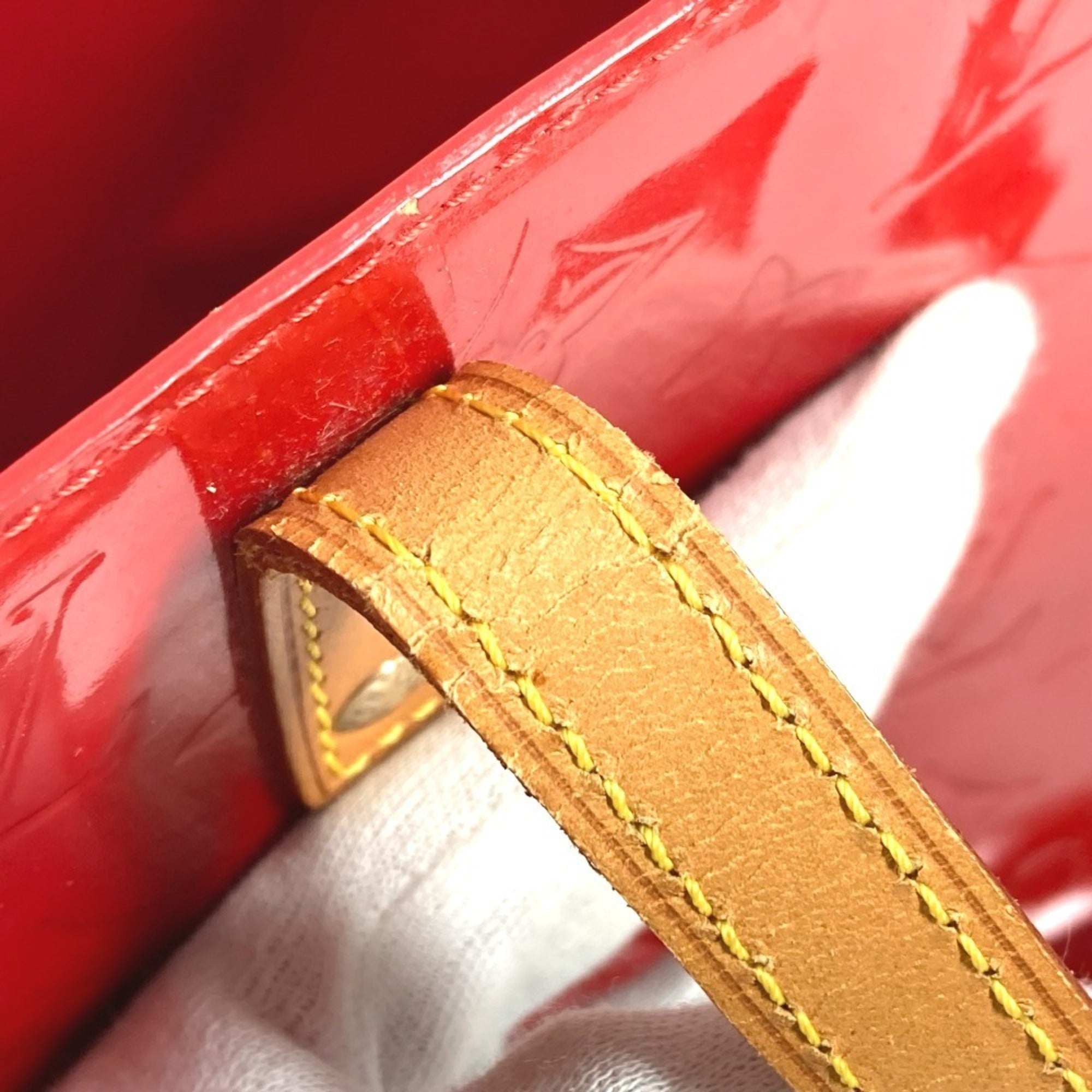 Louis Vuitton Red Color Monogram Vernis Boston Bag Shoulder Bag Tote Bag