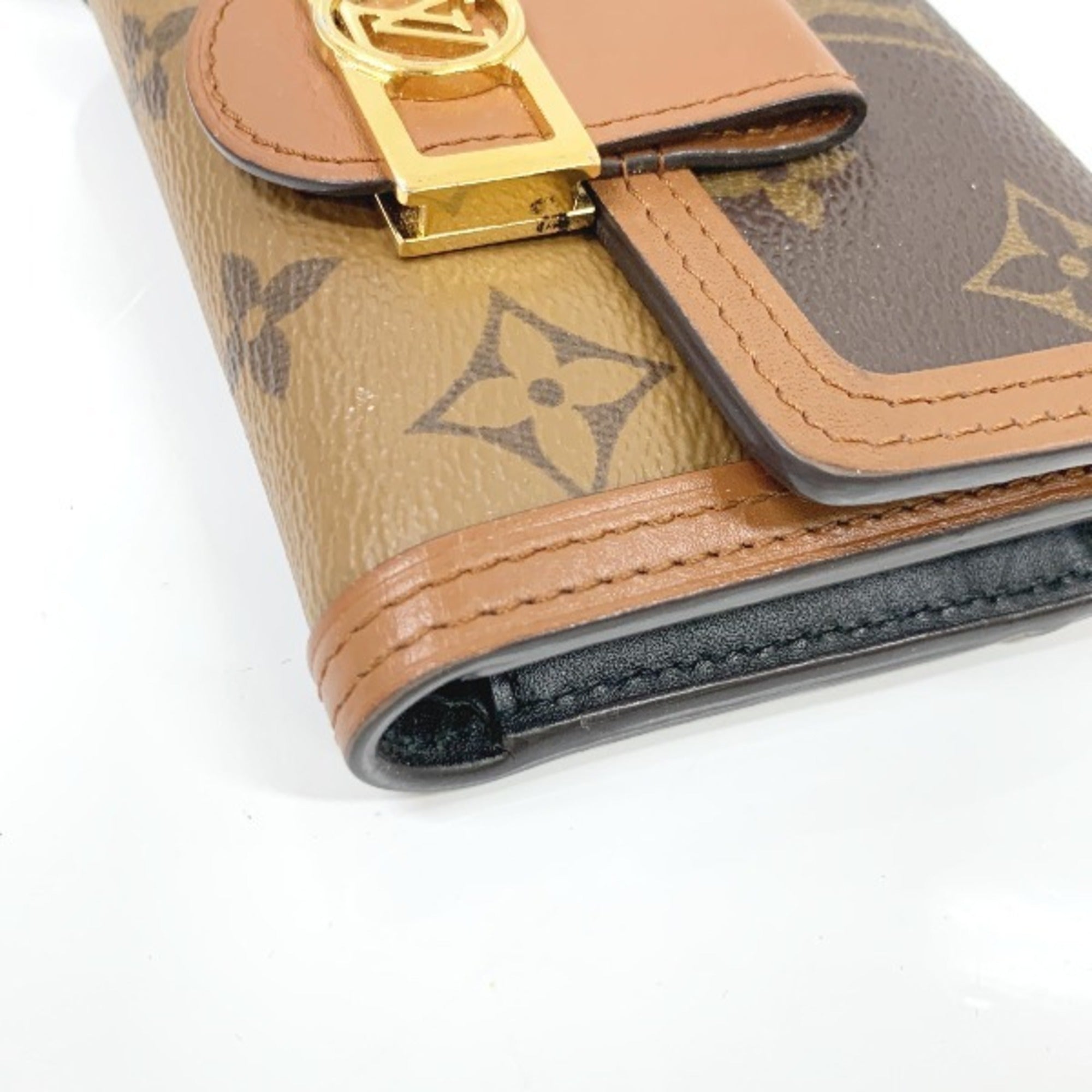 Louis Vuitton Brown Wallet (Tri-Fold)