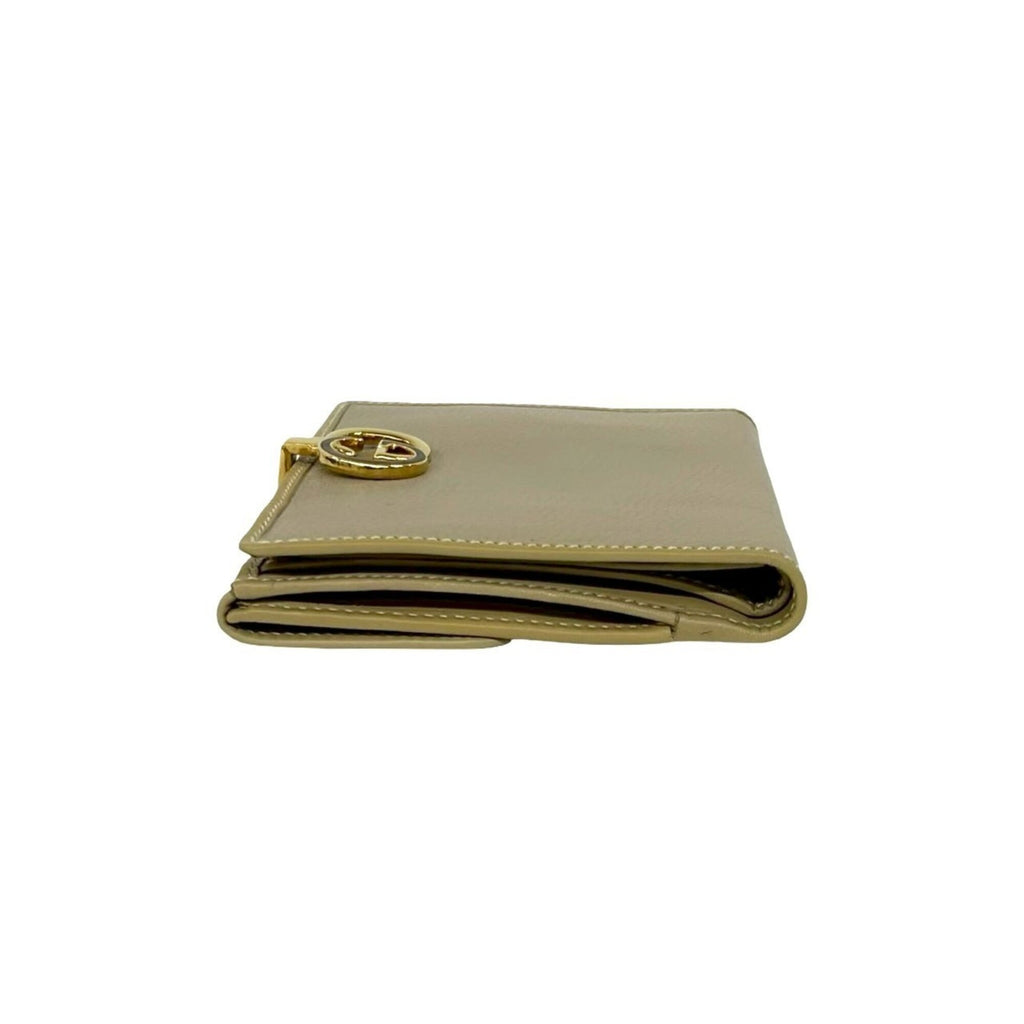 Gucci Beige Leather Wallet (Bi-Fold) (Pre-Owned)
