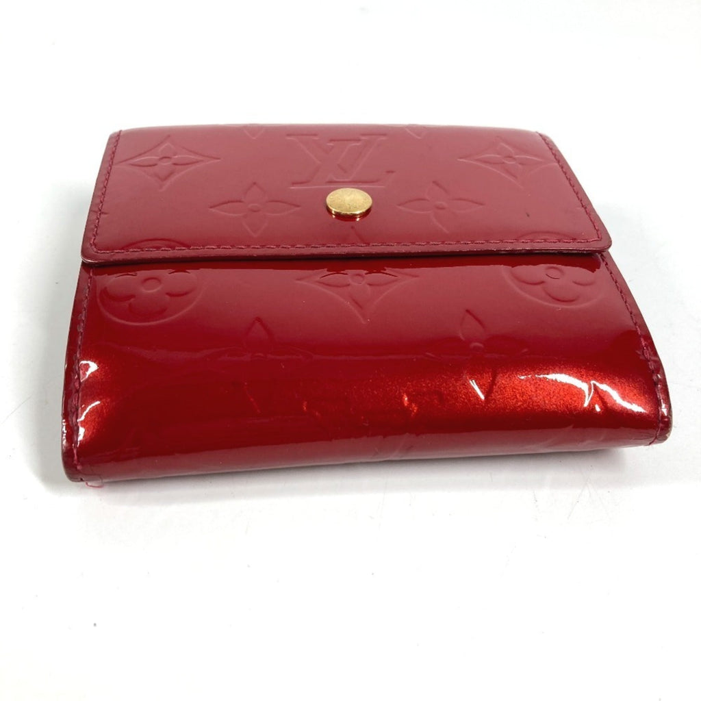 Louis Vuitton Pomme D'amour Red Color Monogram Vernis Canvas Wallet (Tri-Fold)