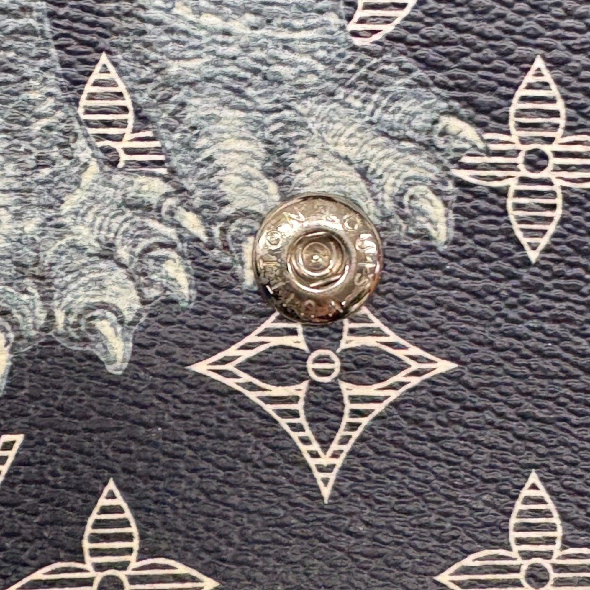 Louis Vuitton Navy Leather Shoulder Bag